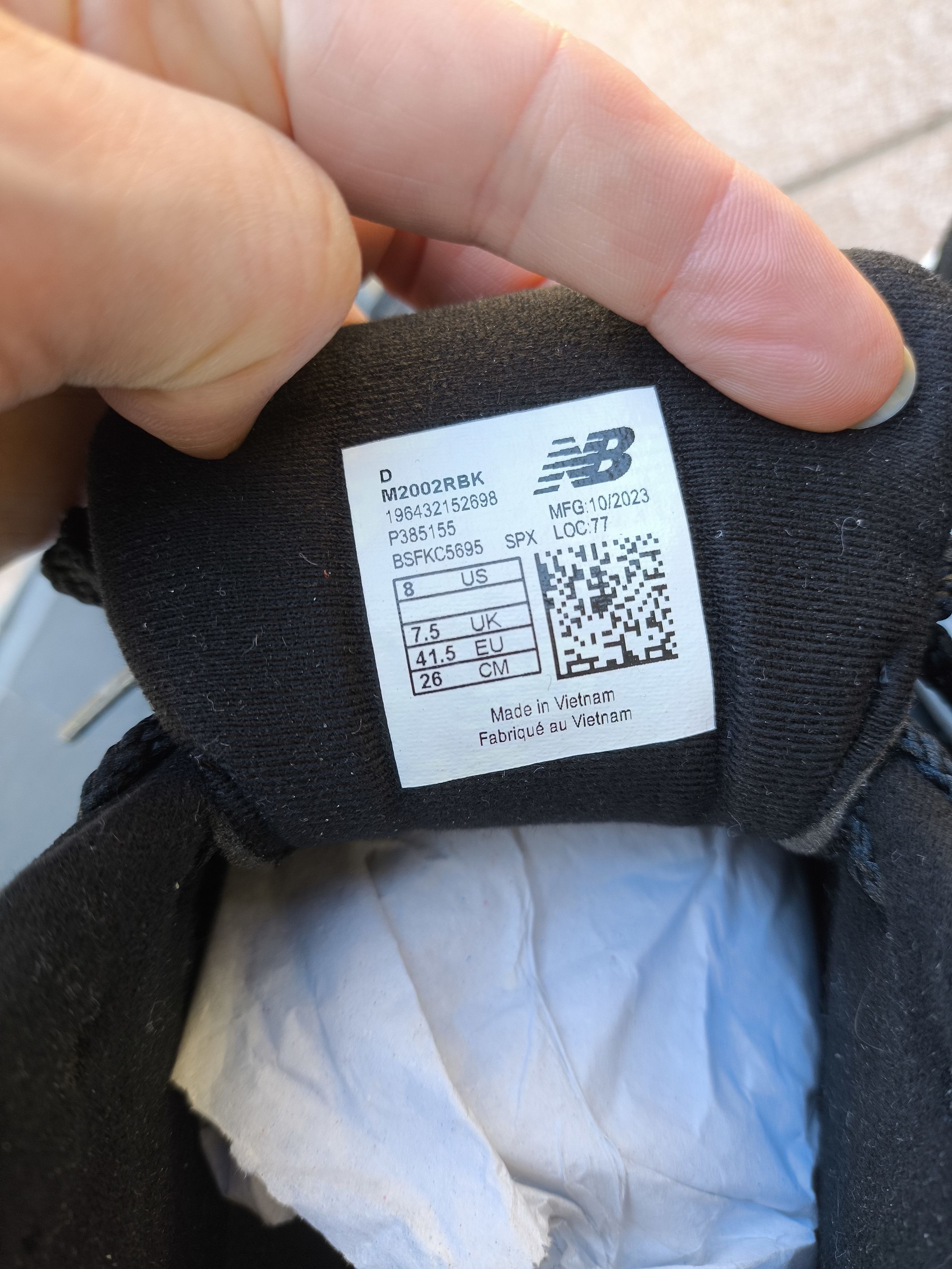 New Balance New Balance 2002R Black Suede Mesh Size 41.5 US 8 Excellent Size US 8.5 / EU 41-42 - 9 Thumbnail