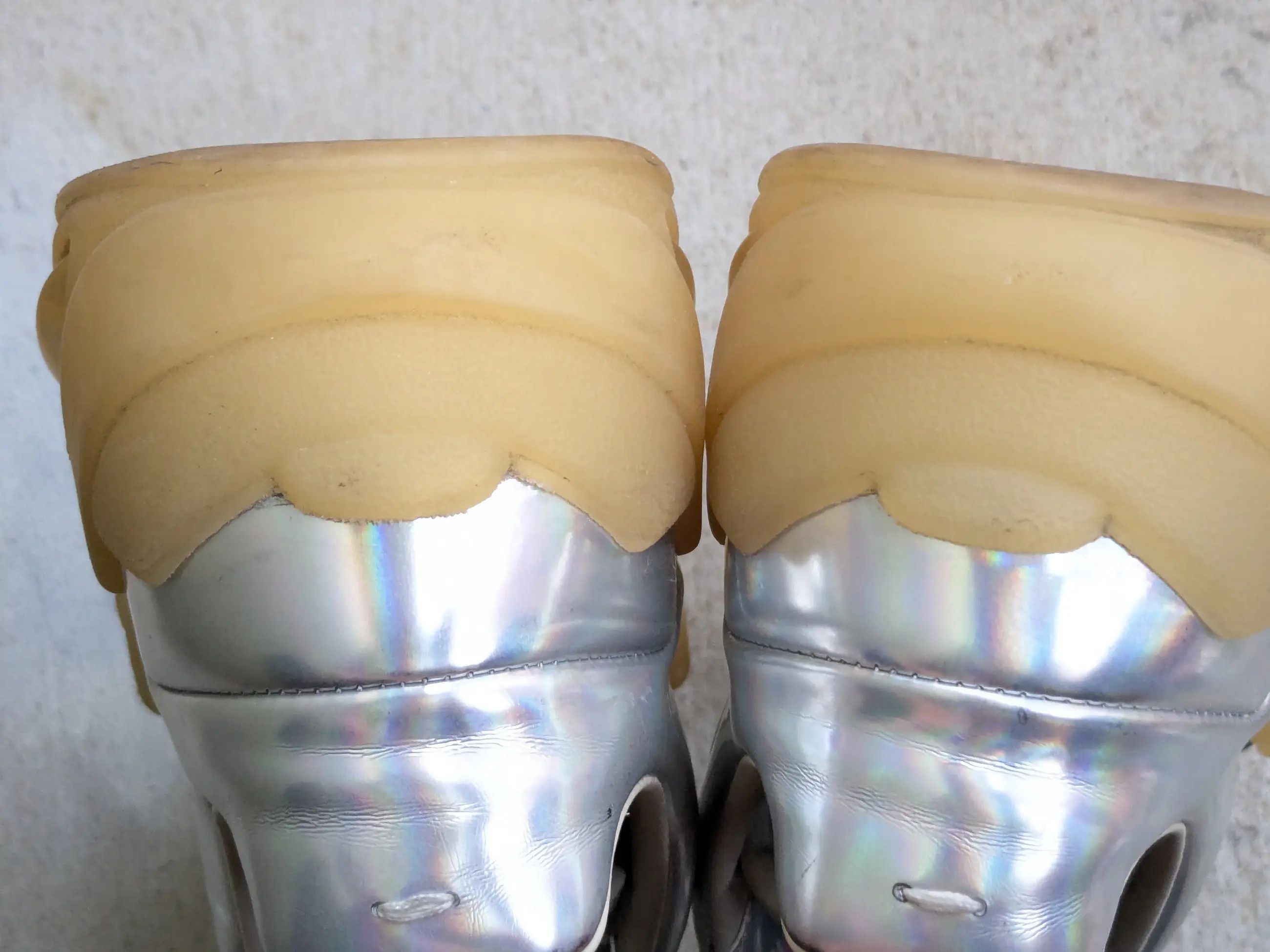 Maison Margiela Maison Margiela New Future Silver 8 41 Leather Low Tops Size US 8 / EU 41 - 13 Thumbnail
