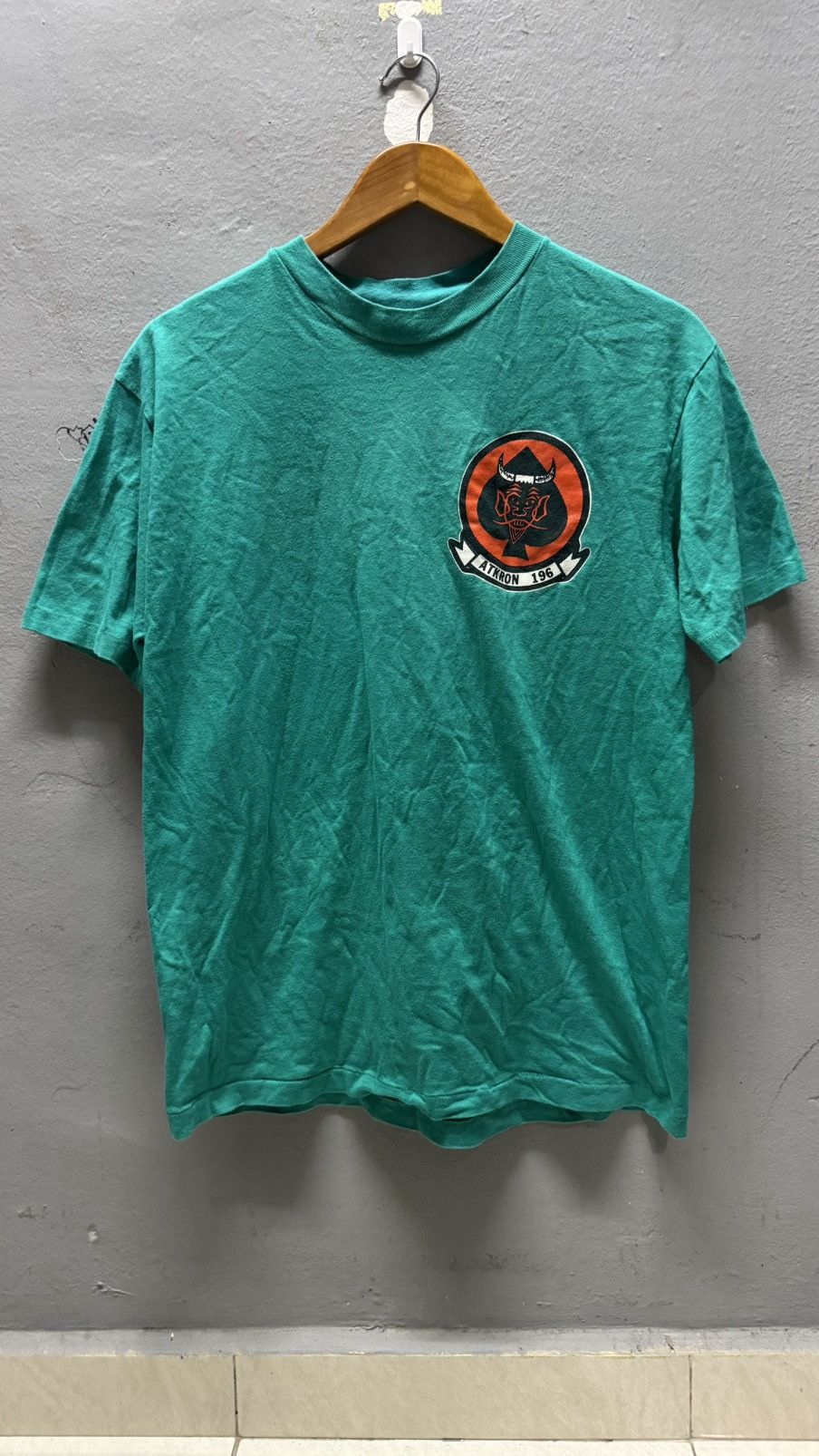 Hanes × Vintage Vintage 90s Arron 196 Main Battery Size US L / EU 52-54 / 3 - 1 Thumbnail