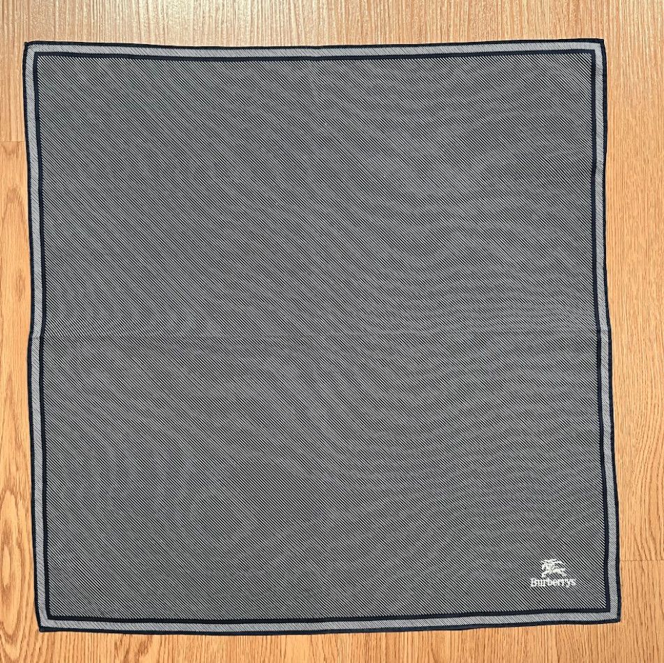 Burberry Vintage burberry Handkerchief Size ONE SIZE - 1 Thumbnail
