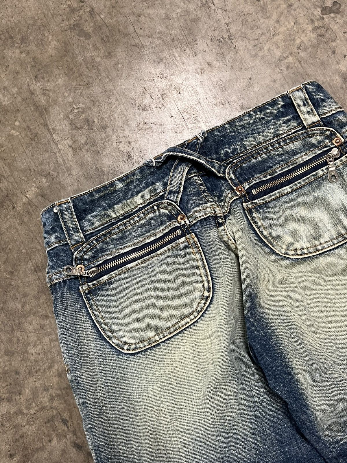 Diesel Diesel vintage baggy fit flare jeans faded wash denim rare Size US 30 / EU 46 - 8 Thumbnail