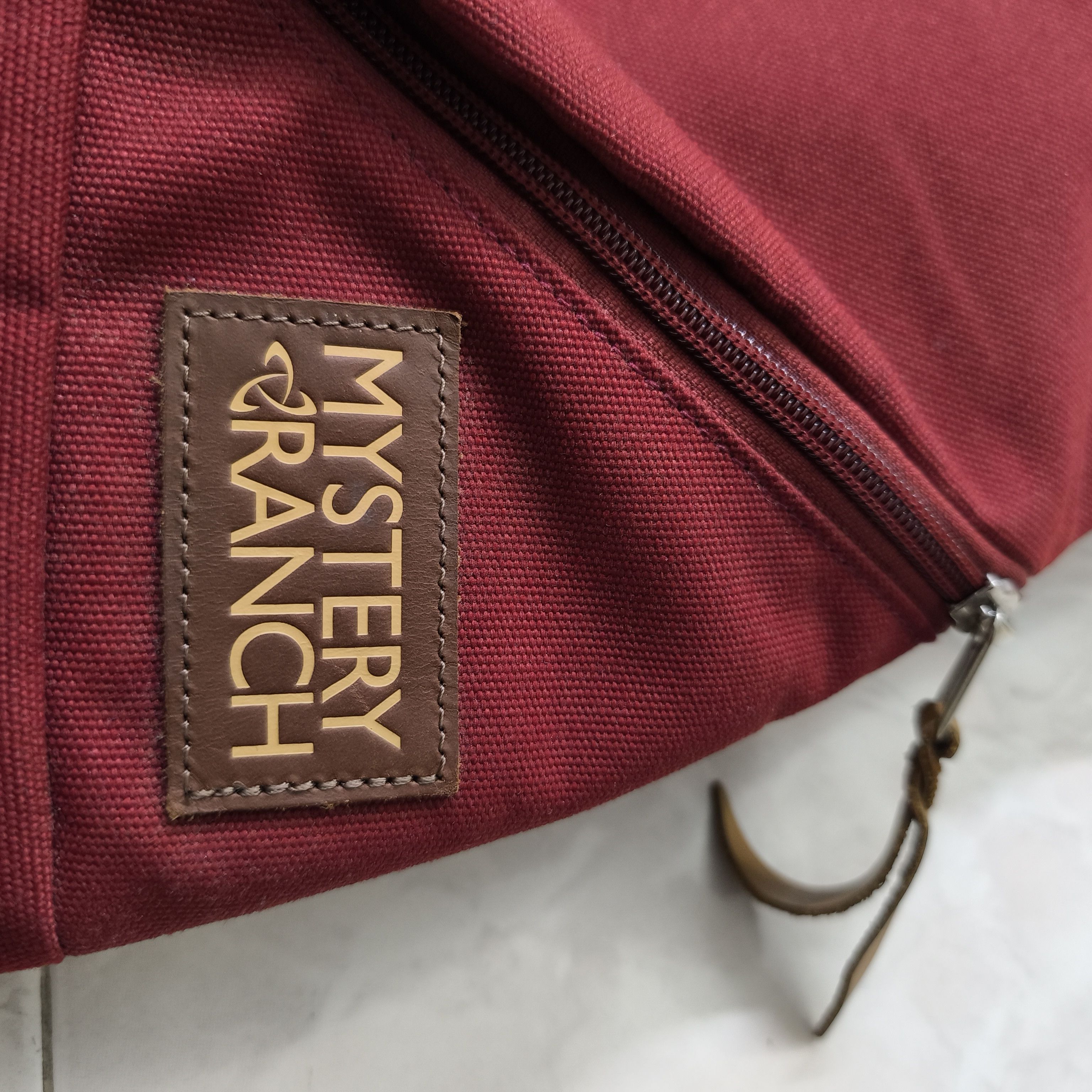 Mystery Ranch Mystery Ranch Schlinger Red Crossbody Bag Size ONE SIZE - 3 Thumbnail