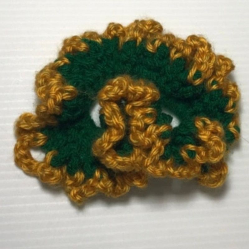Handmade NWT Gold Green Handmade Crocheted Hair Scrunchie Size ONE SIZE - 1 Thumbnail