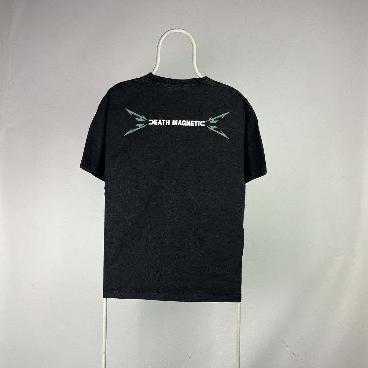 Metallica Metallica Tshirt Death Magnetic rock band size XLarge Size US XL / EU 56 / 4 - 2 Thumbnail