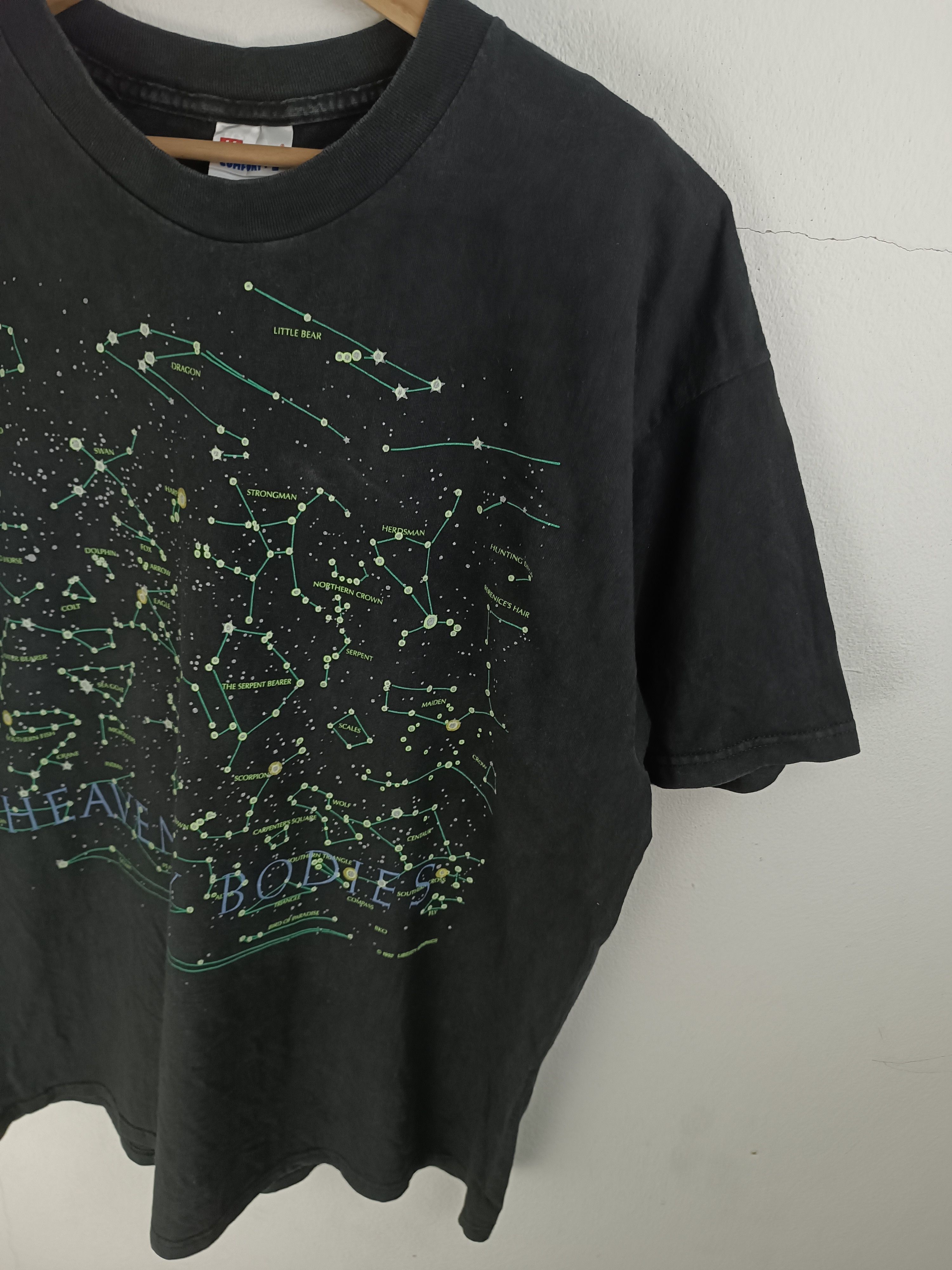 Vintage VINTAGE 90'S HEAVENLY BODIES STARS UNIVERSE BOOKS VERY RARE Size US XL / EU 56 / 4 - 10 Thumbnail