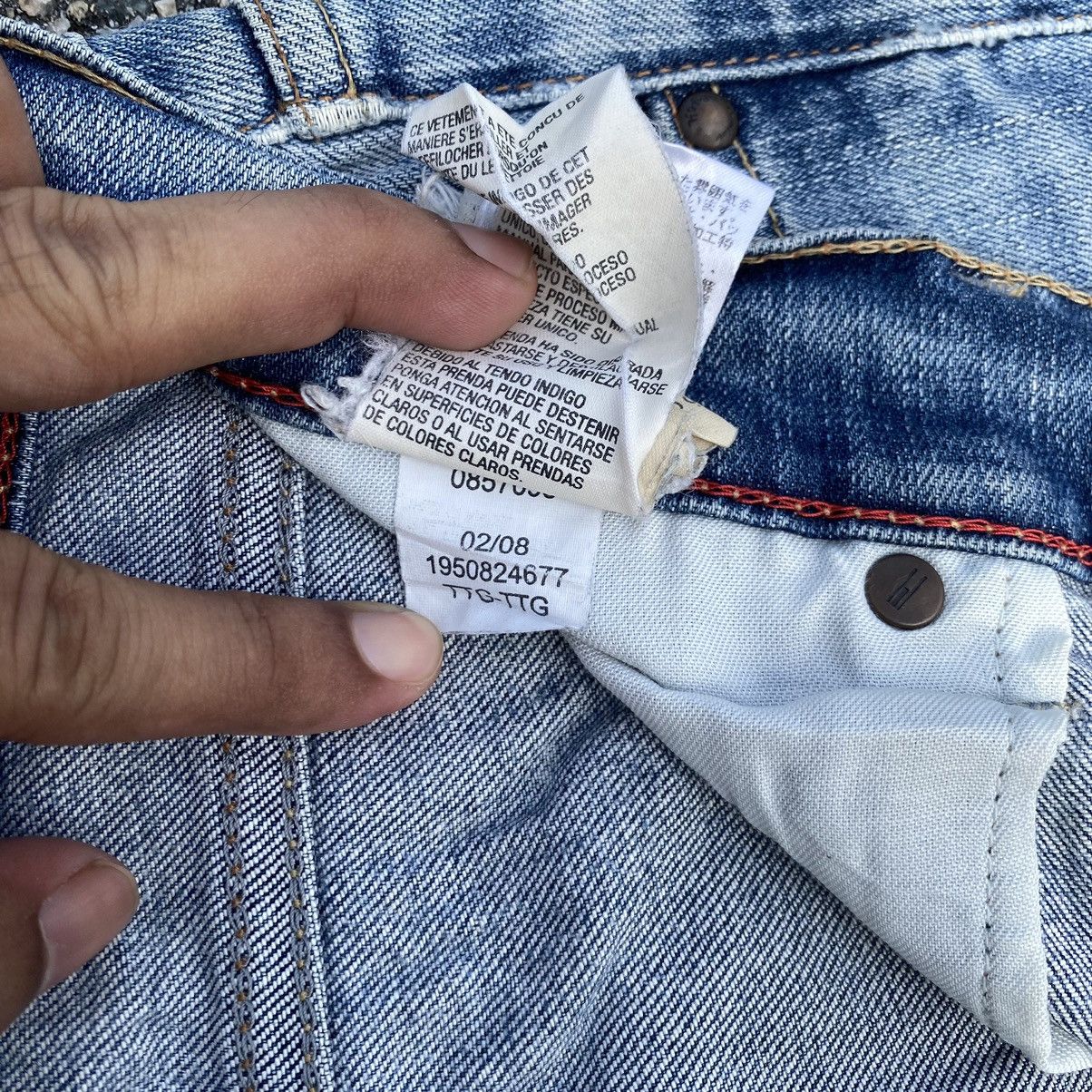 Tommy Hilfiger Tommy Hilfiger Denim Distressed Jeans Size US 30 / EU 46 - 15 Thumbnail
