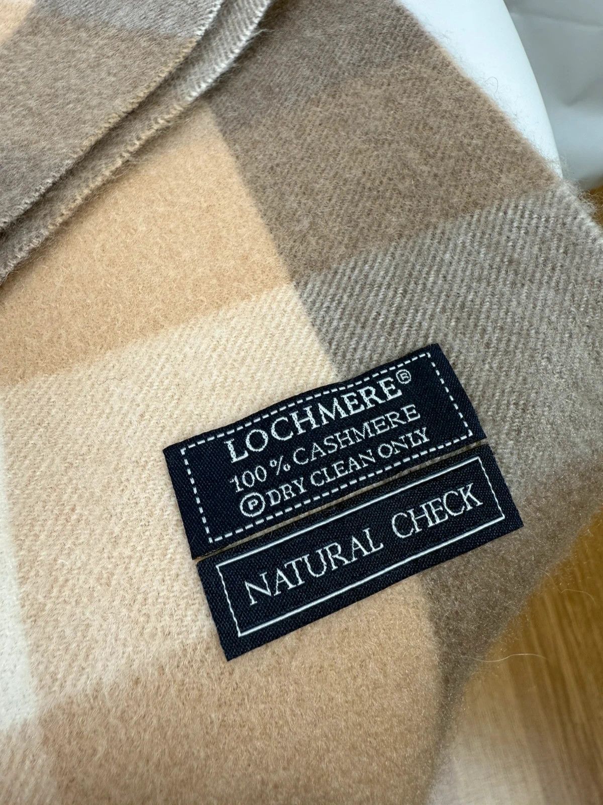 Other Lochmere 100% Cashmere Soft Scarf Plaid Natural Check Size ONE SIZE - 3 Thumbnail