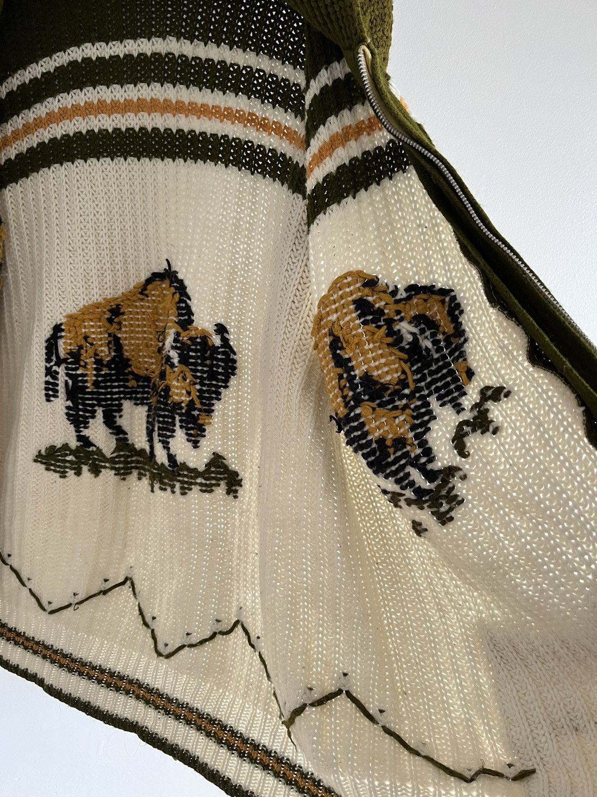Vintage Vintage Buffalo Cowichan Knit Sweater Vintage Cardigan L/XL Size US L / EU 52-54 / 3 - 4 Thumbnail