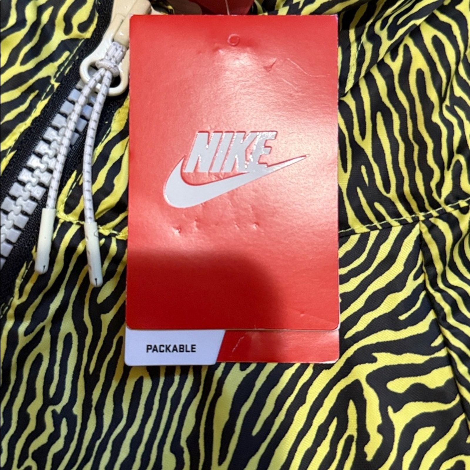 Nike 2013 Nike Packable Windbreaker Size US M / EU 48-50 / 2 - 9 Thumbnail