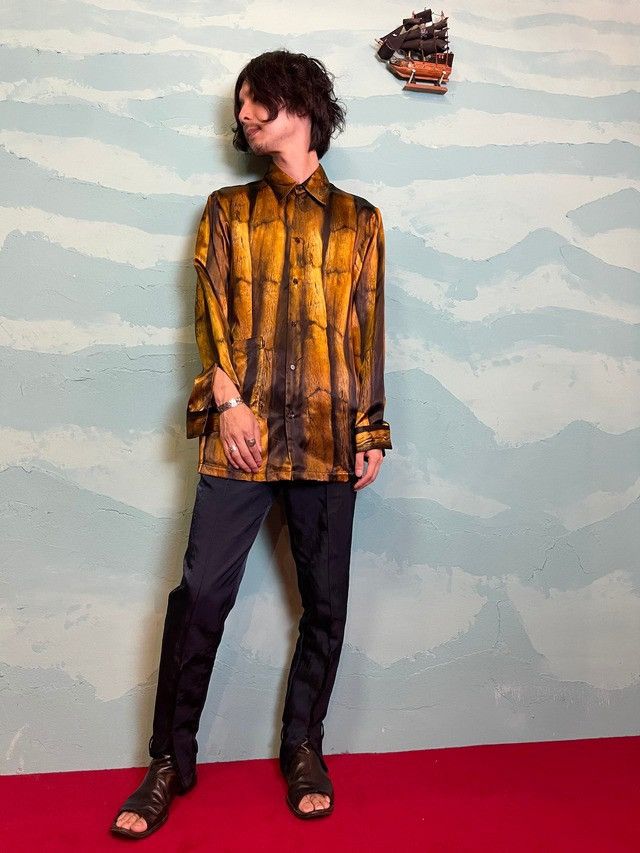 Maison Margiela NWT Maison Margiela Fur Print Sleeve Viscose Blouse Shirt Size US S / EU 44-46 / 1 - 1 Thumbnail