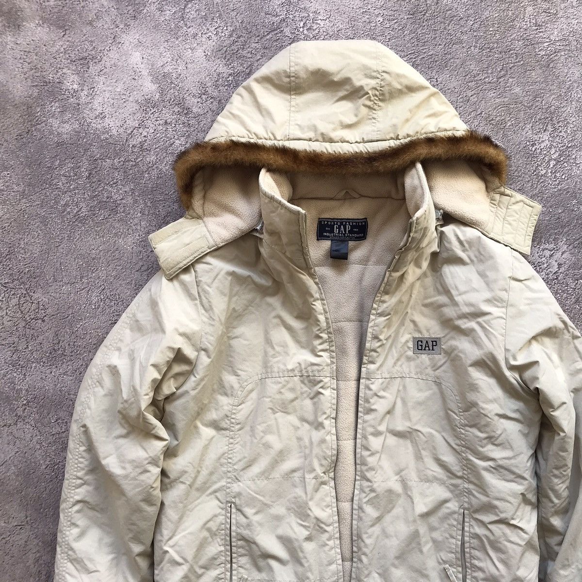 Vintage Vintage Gap Quilted Puffer Jacket Cream Gorpcore Y2K Faded L Size US L / EU 52-54 / 3 - 7 Thumbnail