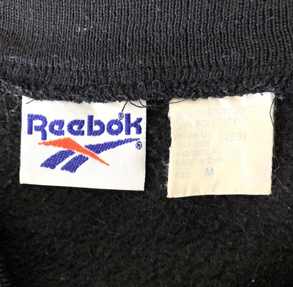 Reebok × Vintage Vintage Reebok Streetwear Small Logo VNeck Sweatshirt Size L Size US L / EU 52-54 / 3 - 8 Thumbnail