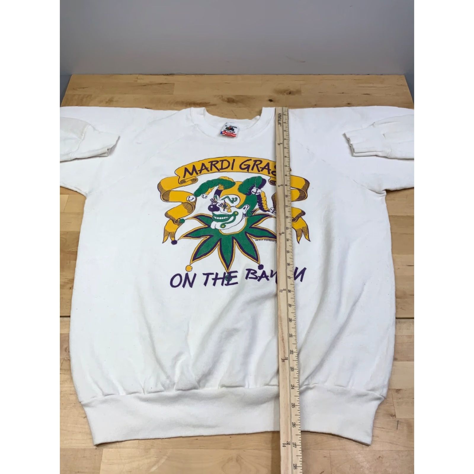 Fruit Of The Loom VINTAGE Fruit of the Loom Sweatshirt Mens XL White 80s Distress Bayou Mardi Gras Crew Neck Long Sleeve Pullover Graphic Print All Seasons 12507 Size US XL / EU 56 / 4 - 5 Thumbnail