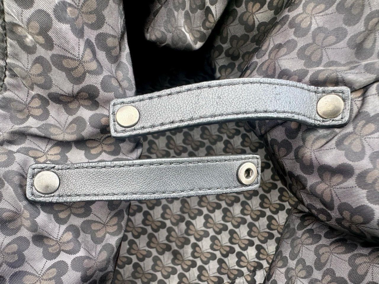 Bottega Veneta Authentic Bottega Veneta Nappa Nylon Reversible Butterfly Size ONE SIZE - 7 Thumbnail