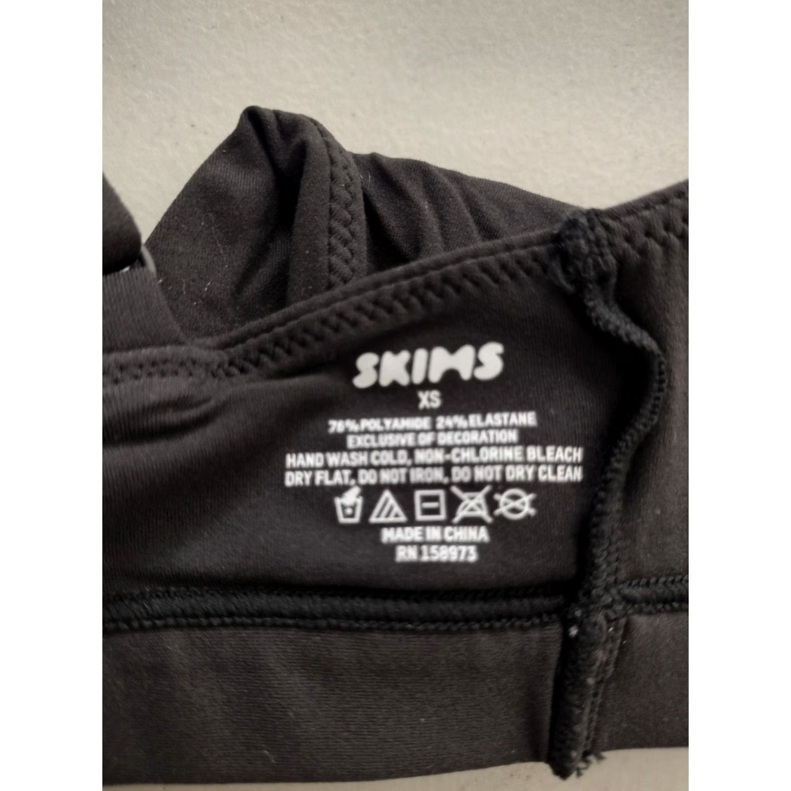 SKIMS SKIMS Bras Bralette Fits Everybody Onyx XXS Women's Triangle Bralette Onyx Black XS? Size ONE SIZE - 5 Thumbnail