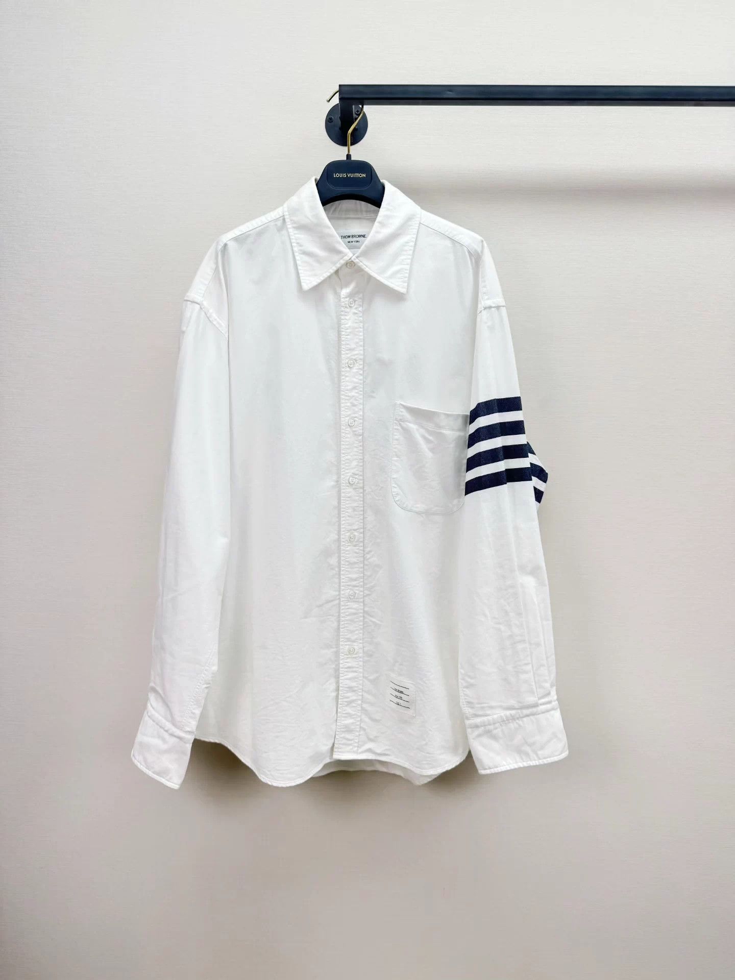 Thom Browne Thom Browne TB shirt size 2 worn 2 times cleaned Size US M / EU 48-50 / 2 - 1 Thumbnail