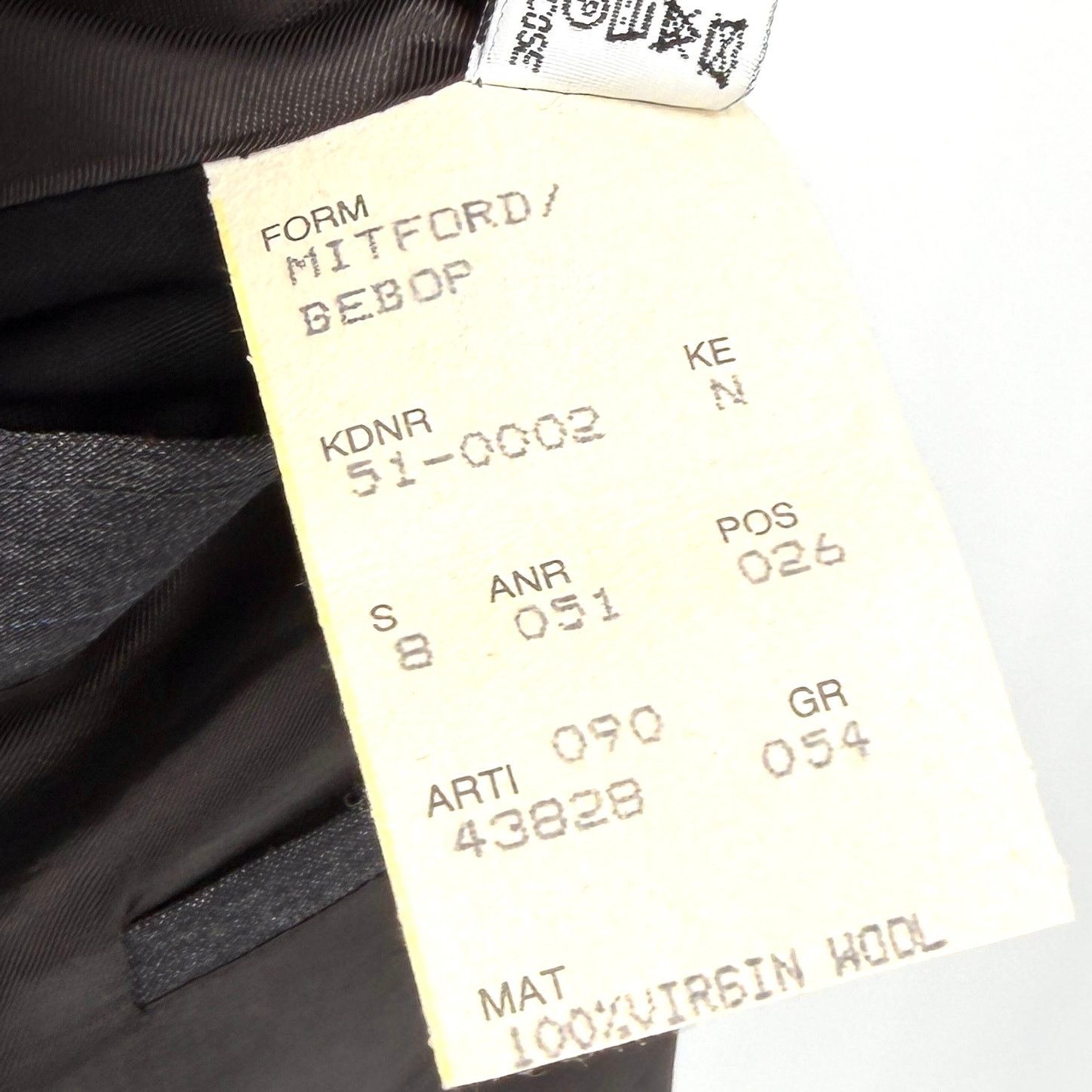 Hugo Boss Vintage 90s Grey Pinstripe 100% Wool Double Breasted Blazer Size 44R - 7 Thumbnail
