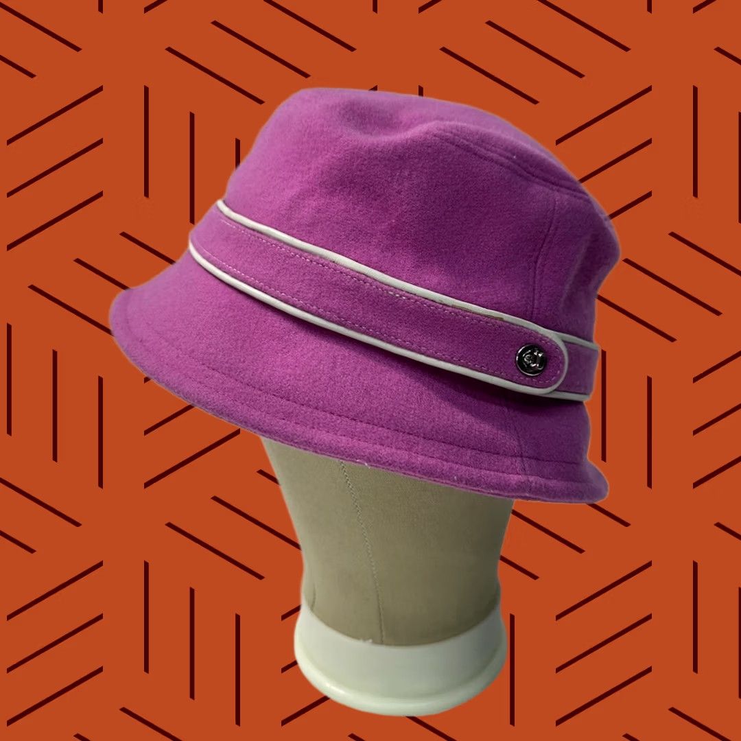 Coach VINTAGE Coach Hat Womens S Pink VTG Y2K Bright Bucket Wool Blend Leather Trim Women Size ONE SIZE - 1 Thumbnail