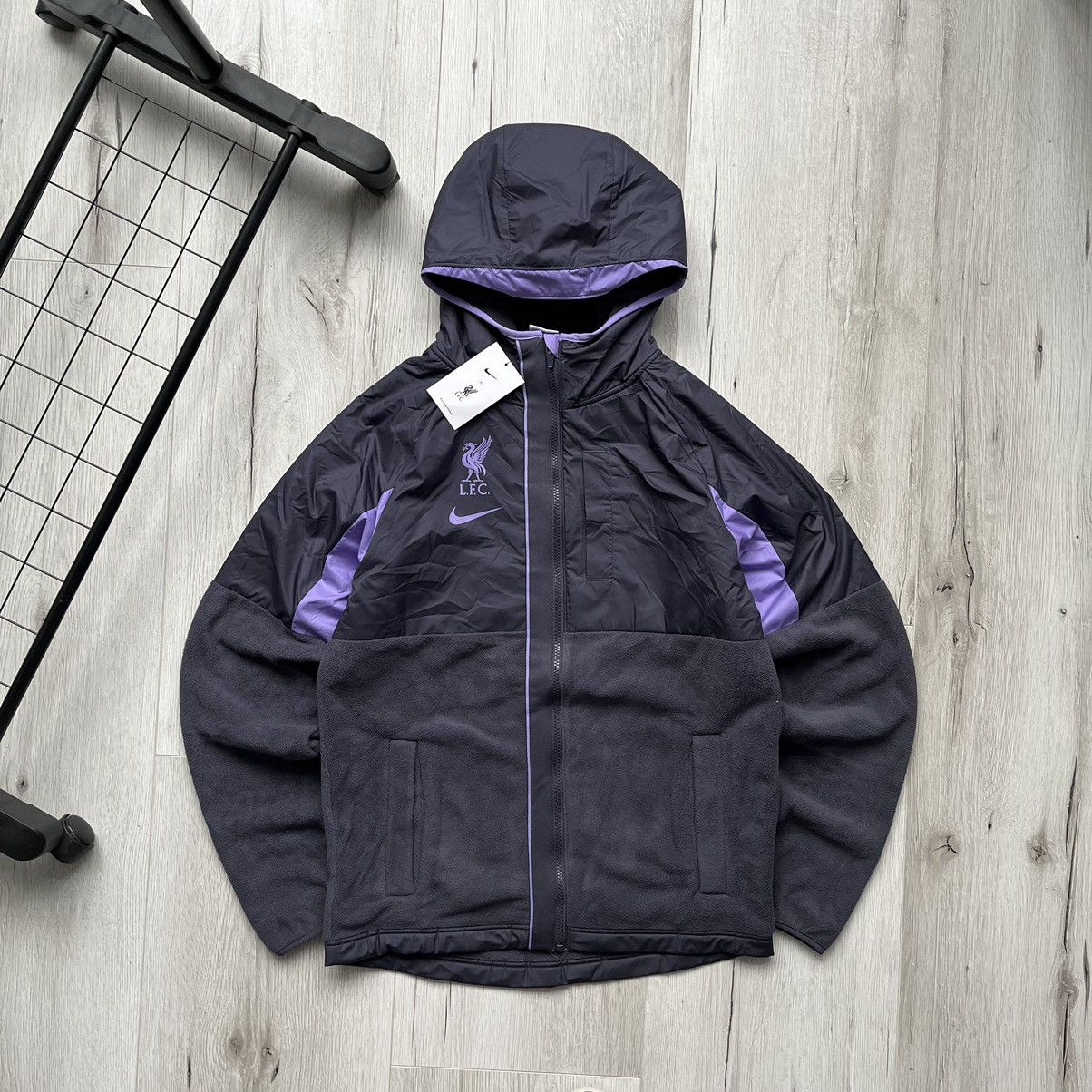 Nike Nike Liverpool FC 2023 Zip Up Hooded Fleece Nylon Jacket S Size US S / EU 44-46 / 1 - 1 Thumbnail