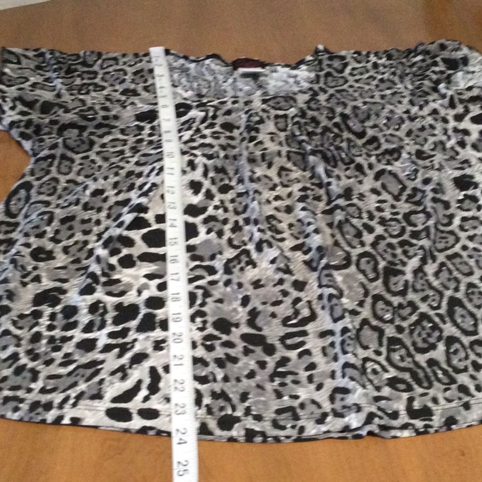 Other Ashli Couture Gray & Black Leopard Print Pleated Blouse L Size L / US 10 / IT 46 - 15 Thumbnail