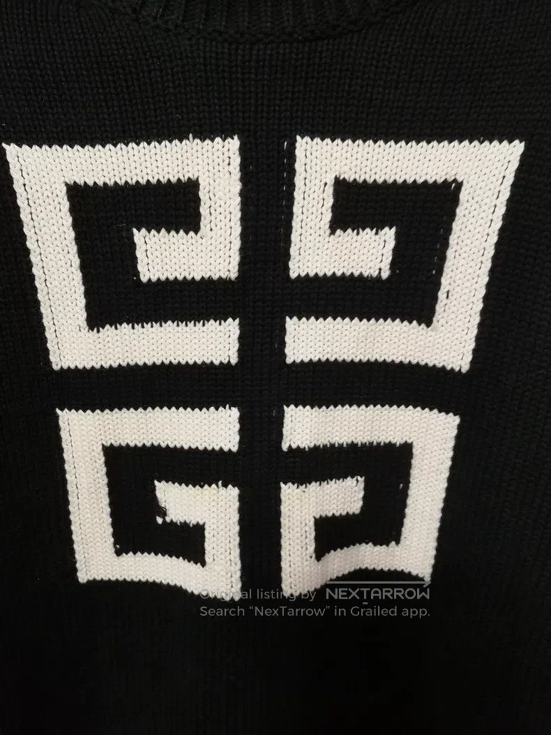 Givenchy Givenchy Men's Knit Sweater (Size XS, Oversized, Length 68 Size US XS / EU 42 / 0 - 4 Thumbnail