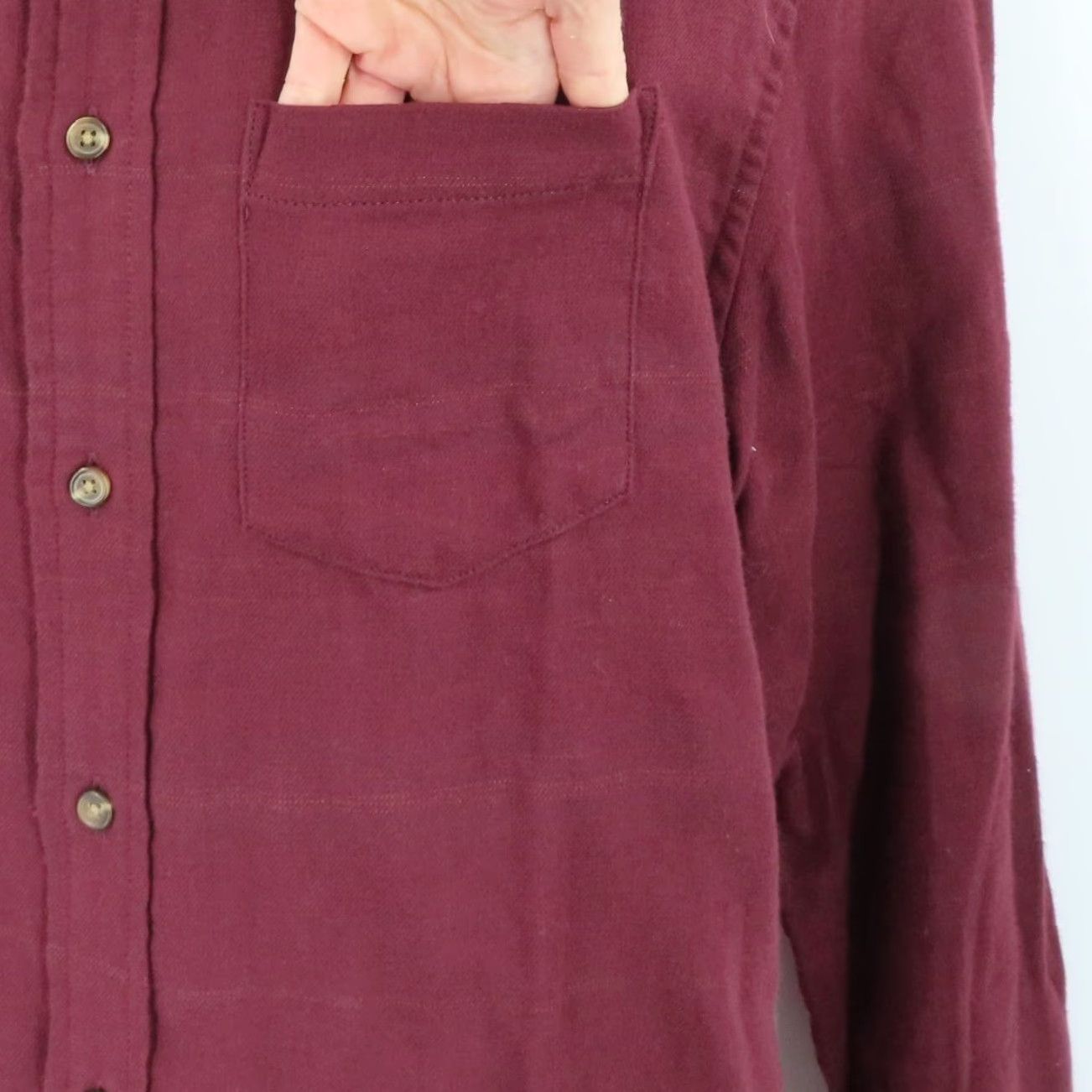 Banana Republic Banana Republic Mens Large Standard Fit Red Wine Button-Front Shirt NEW Size US L / EU 52-54 / 3 - 3 Thumbnail