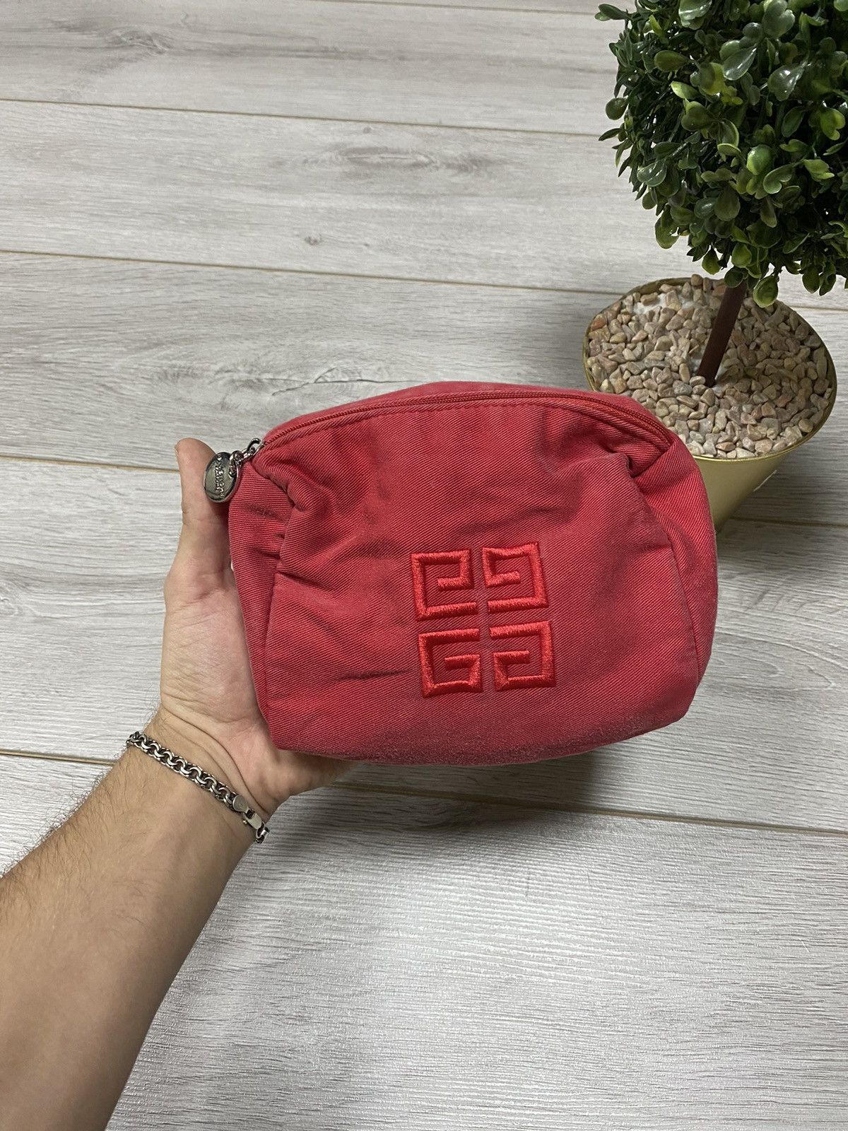 Givenchy Givenchy big logo pouch small bag Size ONE SIZE - 3 Thumbnail