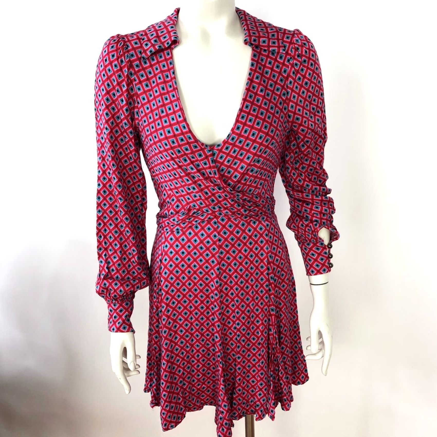 Free People Free People XS Dress Shirt Wrap Open Back Above Knee Pink Red MINT All Over Print Vintage No Size XS / US 0-2 / IT 36-38 - 3 Thumbnail