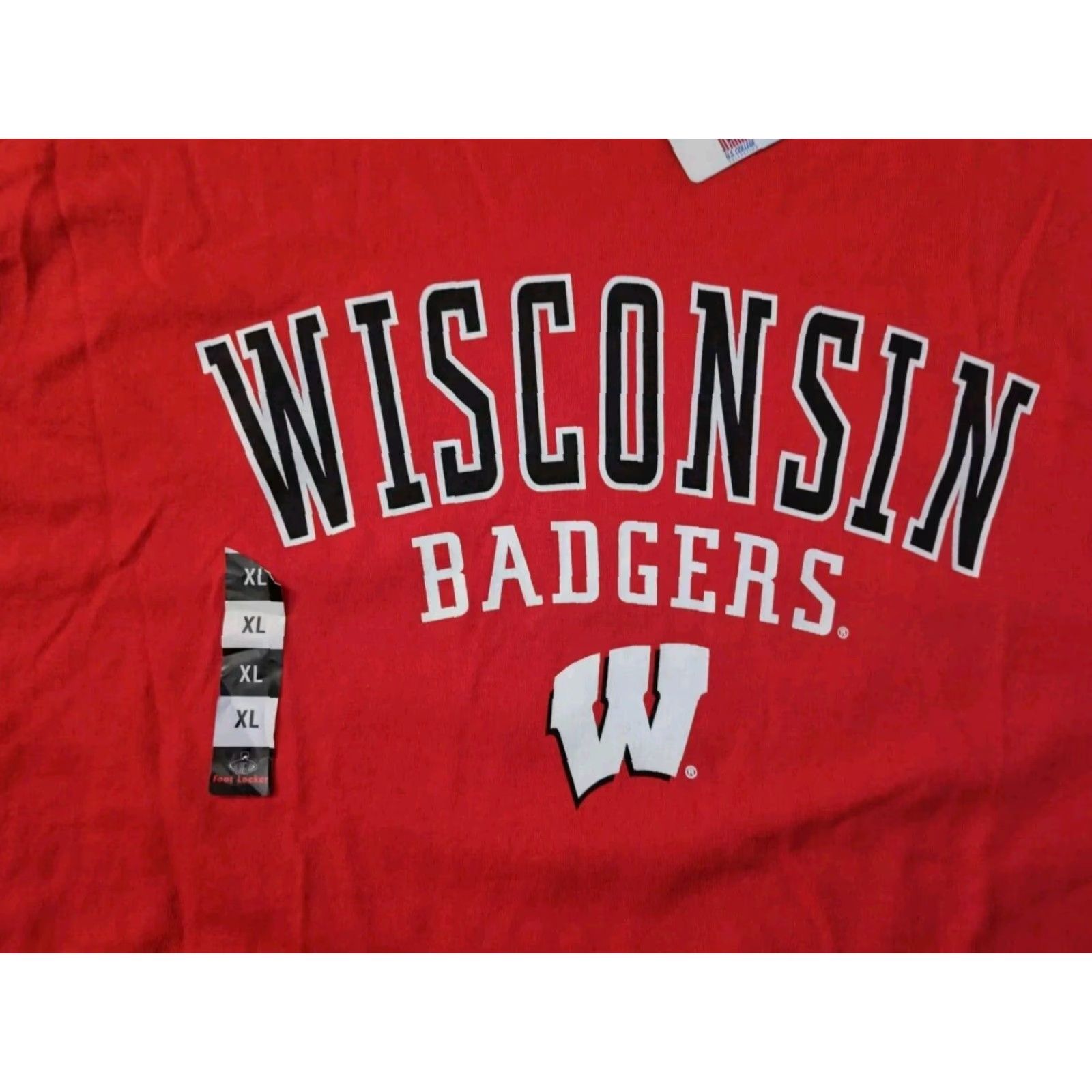 Vintage VINTAGE Foot Locker Wisconsin Badgers T-Shirt Shirt XL Red Short Sleeve Crew Neck Graphic Print Men’s Deadstock NWT Size US XL / EU 56 / 4 - 2 Thumbnail