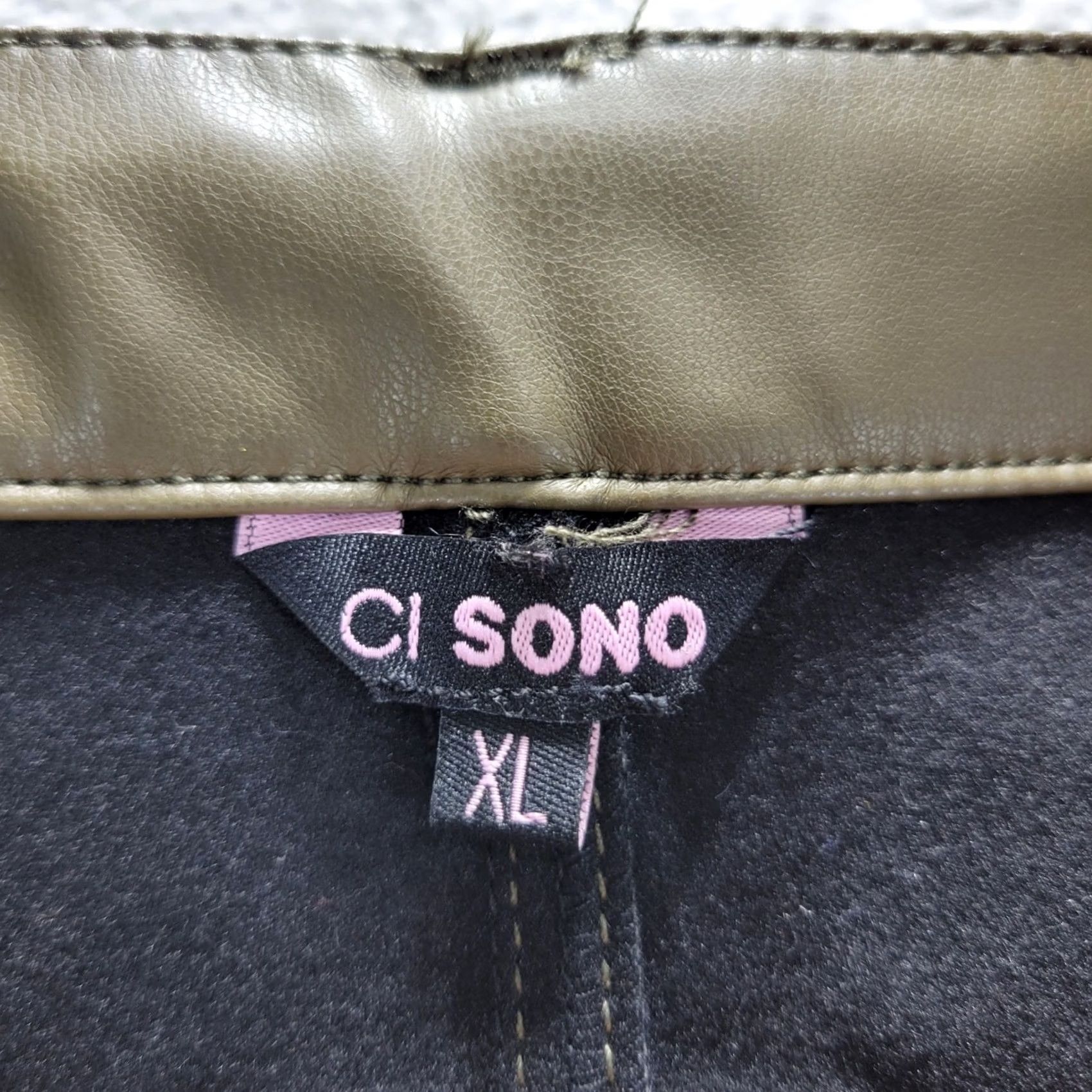 Olive Ci Sono Womens Faux Leather Carpenter Pants XL Olive Green Pockets Straight Leg Carpenter Womens XL Olive Green CI SONO Size 40" / US 18 - 6 Thumbnail