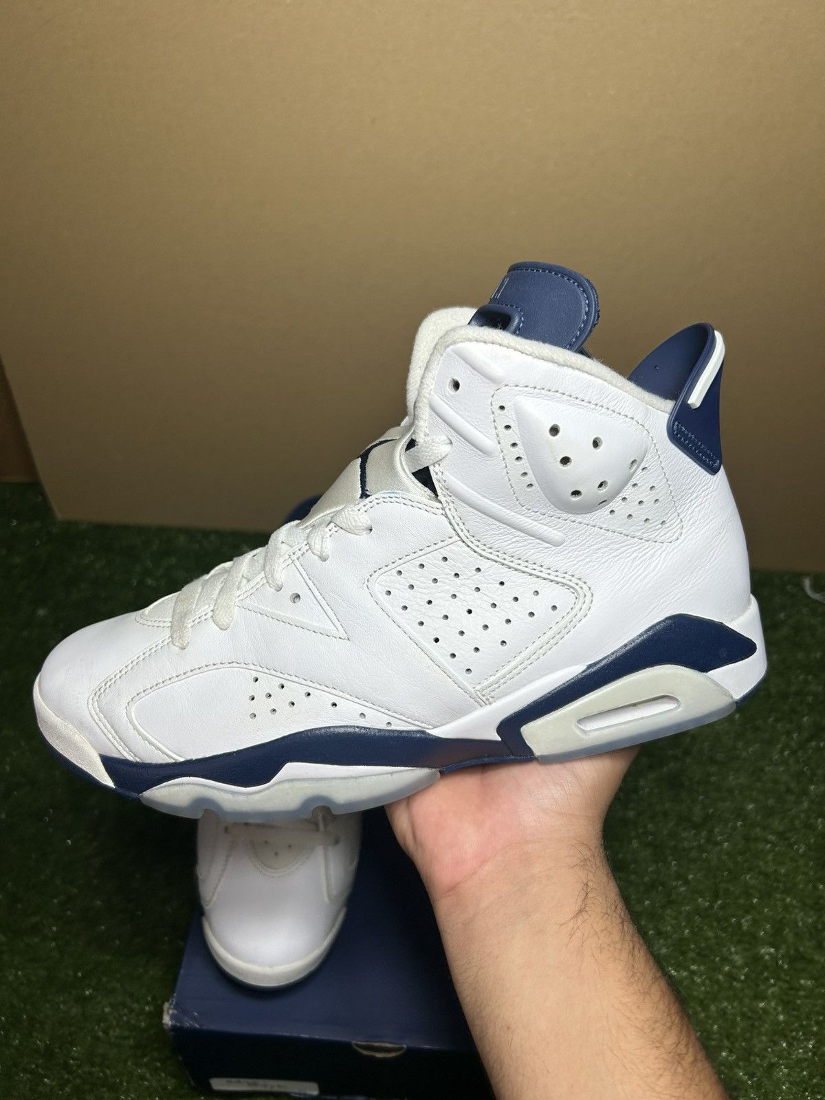 Jordan Brand Jordan 6 Midnight Navy Size US 10 / EU 43 - 2 Thumbnail