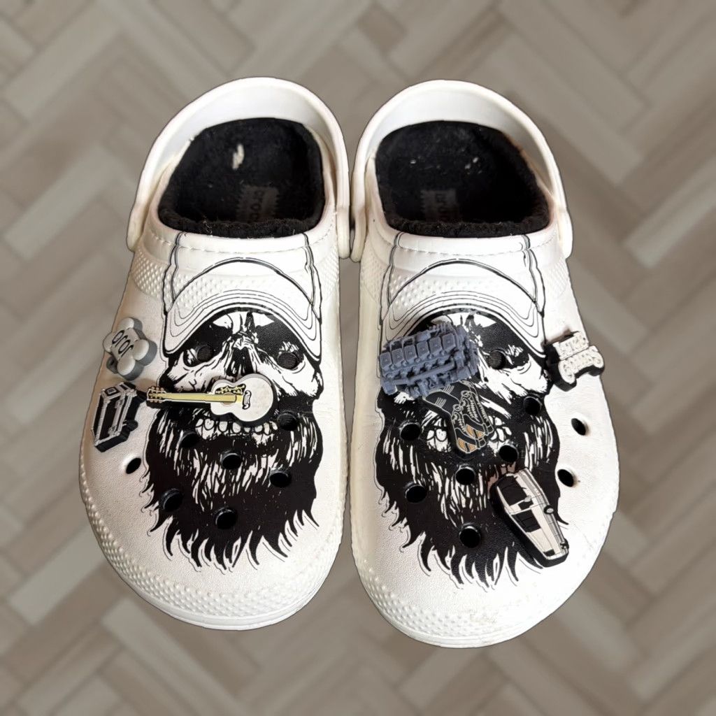 Crocs Luke Combs x Crocs Skully Clogs Lined W Jibbitz Guitar Bus Logo Sz M 10 W 12 Crocs Luke Combs Men Clog White Skull Lined Casual Shoes US 10 UK 9 AU 9 Size US 9 / EU 42 - 1 Thumbnail