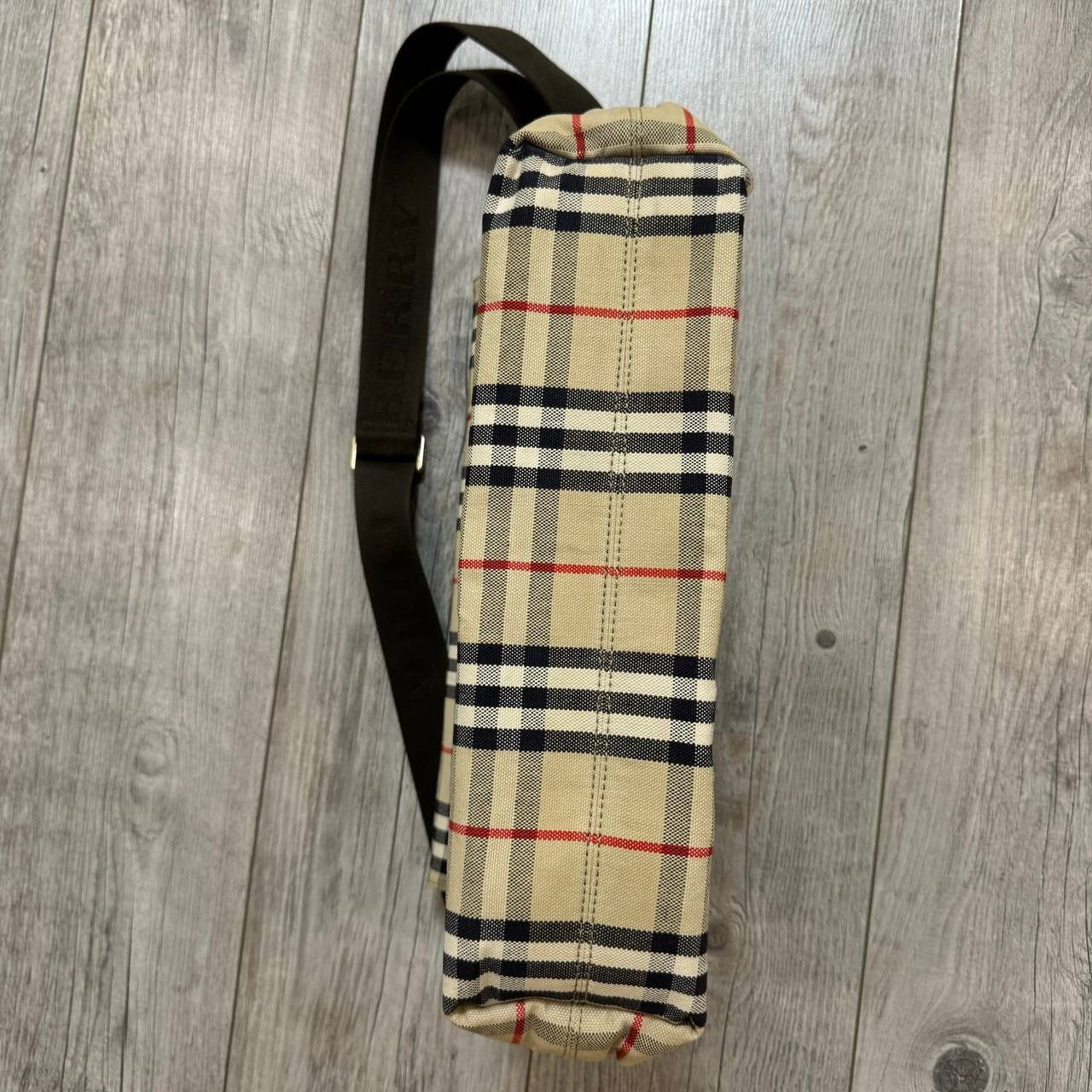 Burberry × Vintage Vintage Burberry Nova Check Cross Body Bag Size ONE SIZE - 5 Thumbnail