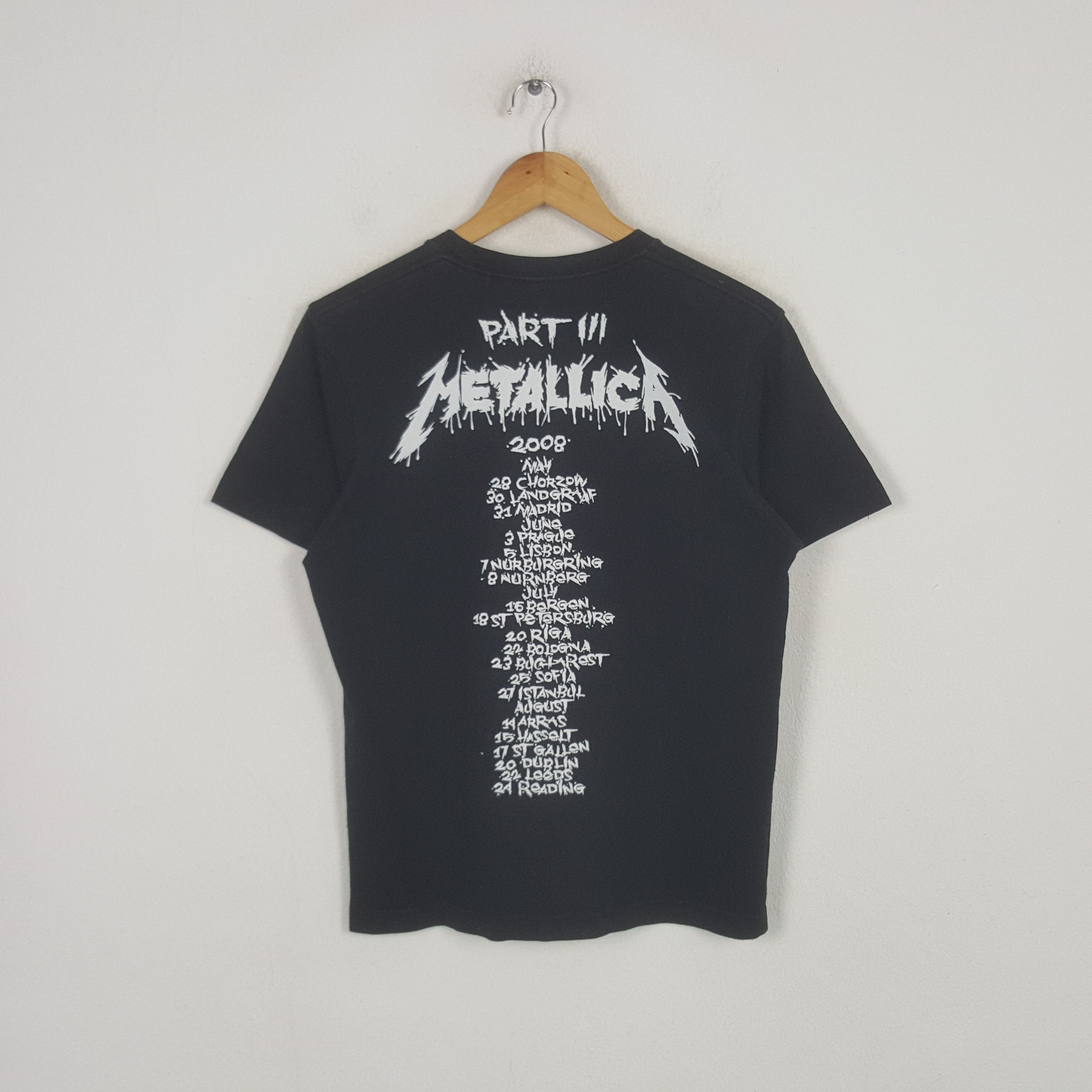 Metallica Vintage Metallica American Rock Band UT Tshirt RR29 Size US M / EU 48-50 / 2 - 3 Thumbnail