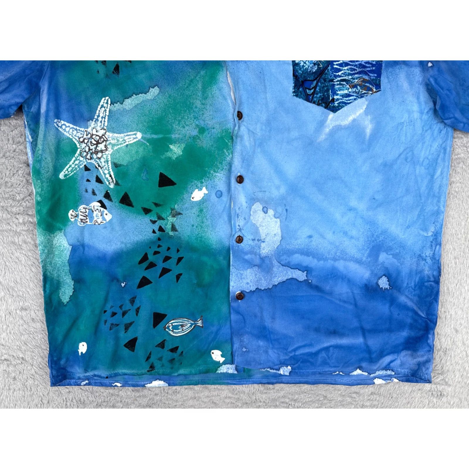 Vintage VINTAGE Crazy Fish Shirt Men 2XL XXL Blue Ocean Hawaiian Button Cotton Made USA Size US XXL / EU 58 / 5 - 5 Thumbnail
