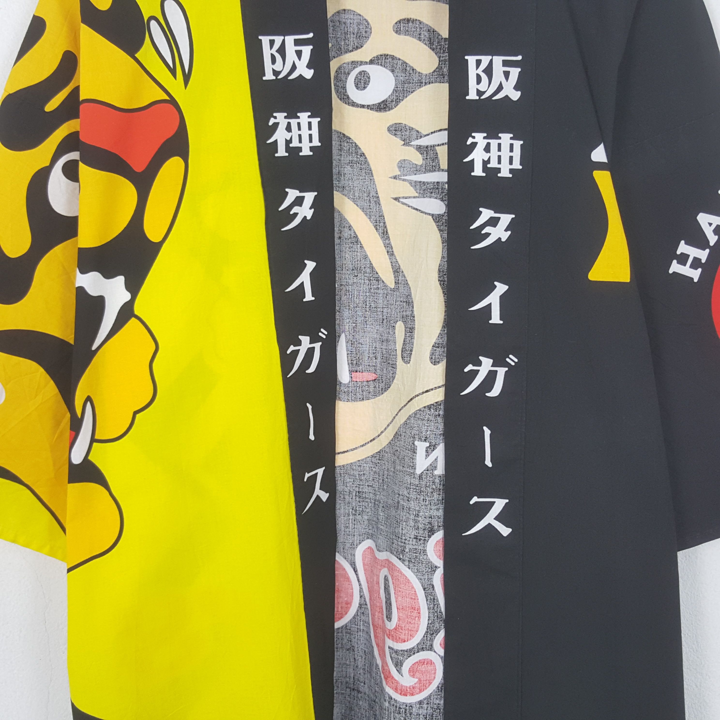 Japanese Brand Vintage Hanshin Tigers Kimono Overprinted Jacket Size US L / EU 52-54 / 3 - 4 Thumbnail