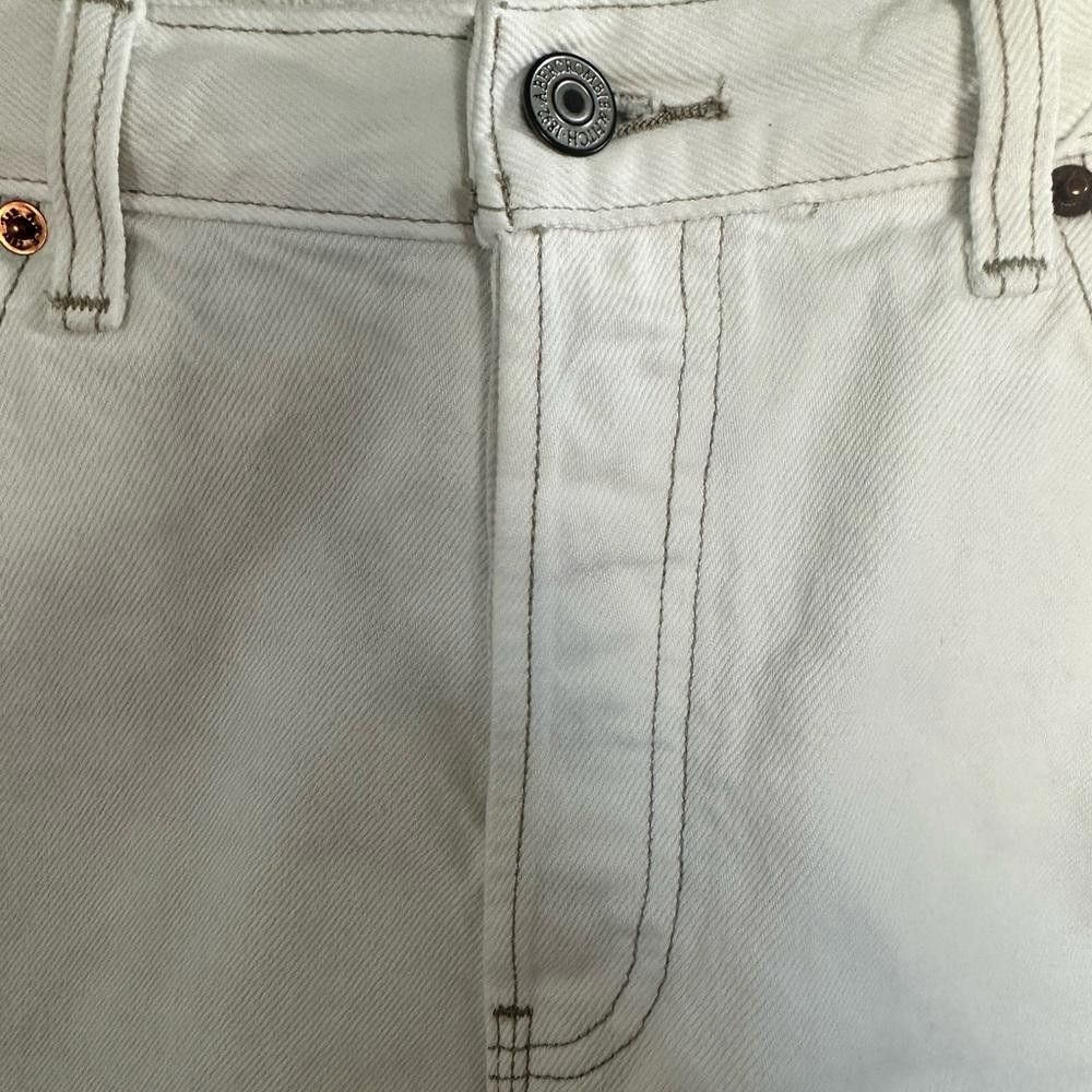 Abercrombie & Fitch Abercrombie & Fitch High-Rise Denim Frayed Shorts White 29/8 Size 29" - 4 Thumbnail