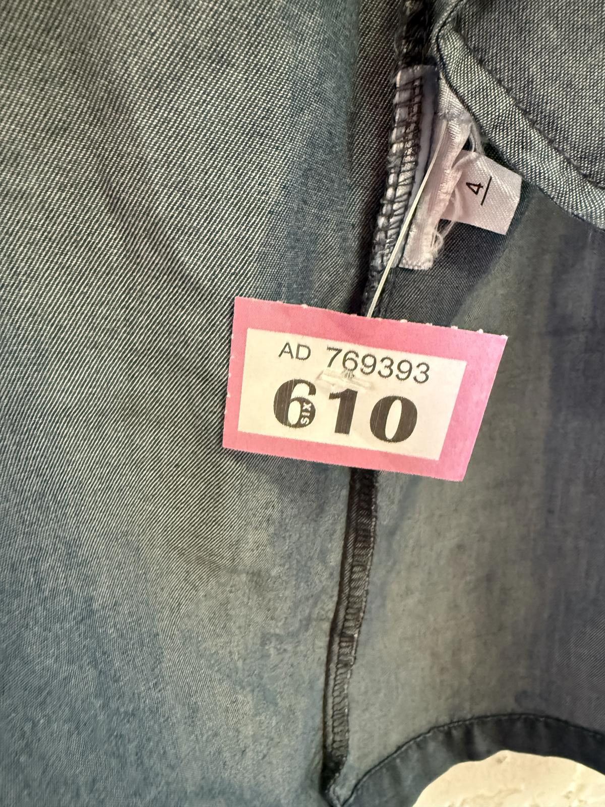 Uniqlo P-610 Uniqlo Women's Denim Shirt Dress - Size M Size M / US 6-8 / IT 42-44 - 4 Thumbnail
