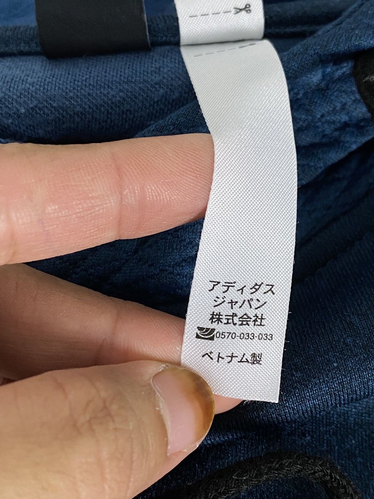 Adidas Adidas Hoodies Size US M / EU 48-50 / 2 - 14 Thumbnail