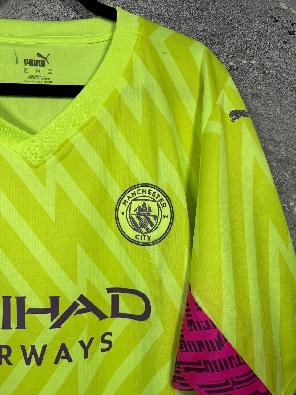 Puma × Vintage Manchester City 2023/24 GK Third Puma Soccer Jersey Size US XXL / EU 58 / 5 - 7 Thumbnail