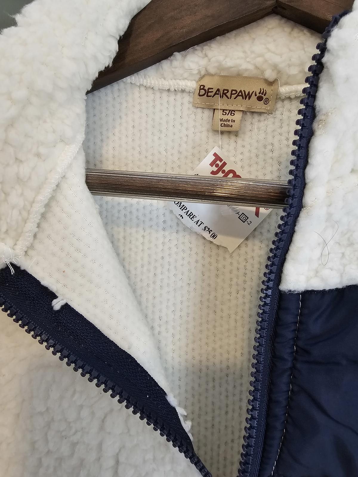 Designer NWT Bearpaw Vest Blue White Baby Boy Size 5/6 Sherpa Size ONE SIZE - 6 Thumbnail