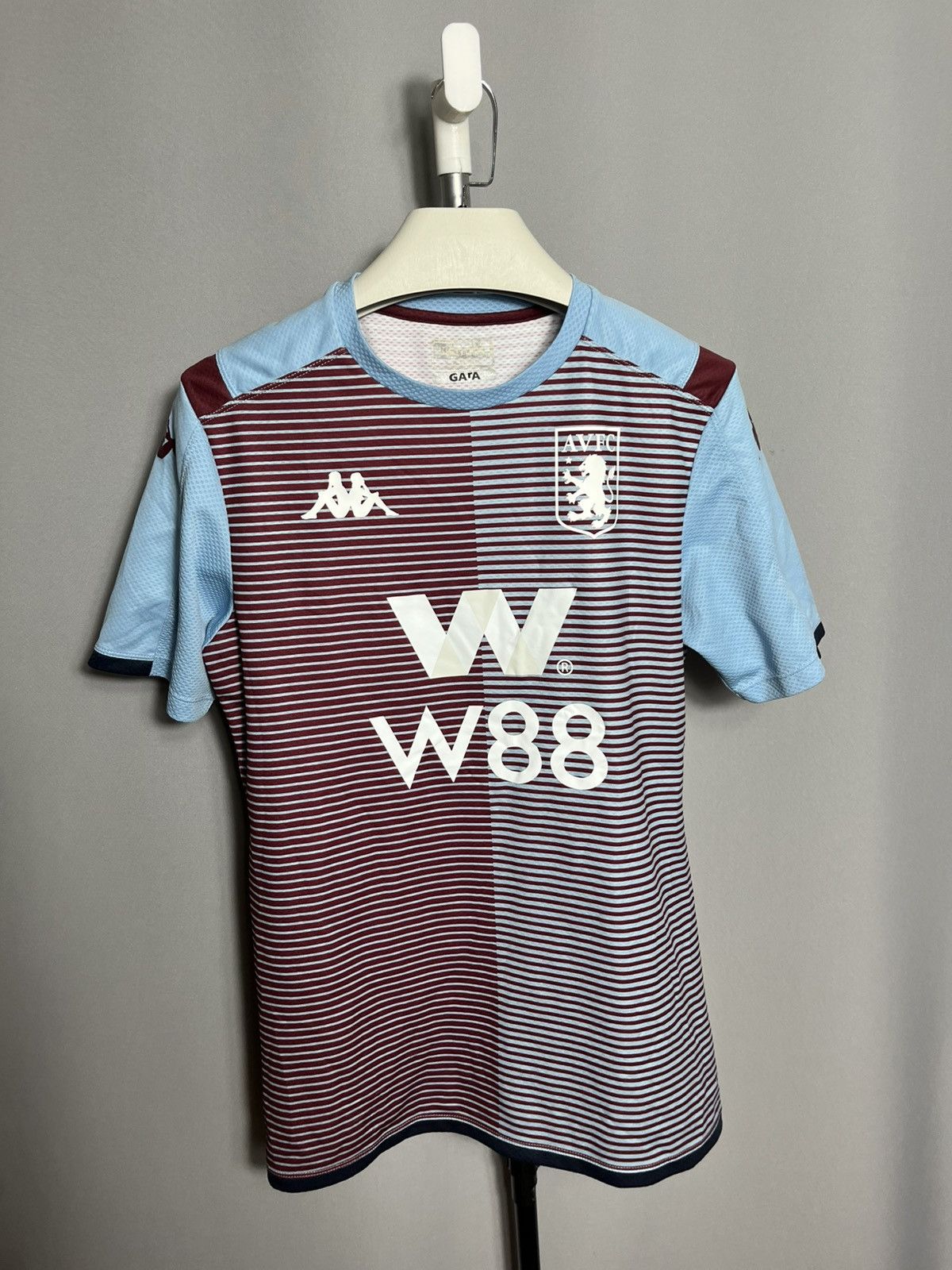 Kappa 2019-20 Aston Villa Kappa Pre-Match Training Shirt Jersey Size US S / EU 44-46 / 1 - 1 Thumbnail