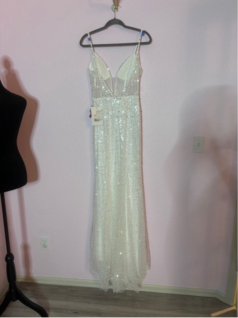Mac Duggal Mac Duggal white gown sz 2 Size XS / US 0-2 / IT 36-38 - 10 Thumbnail