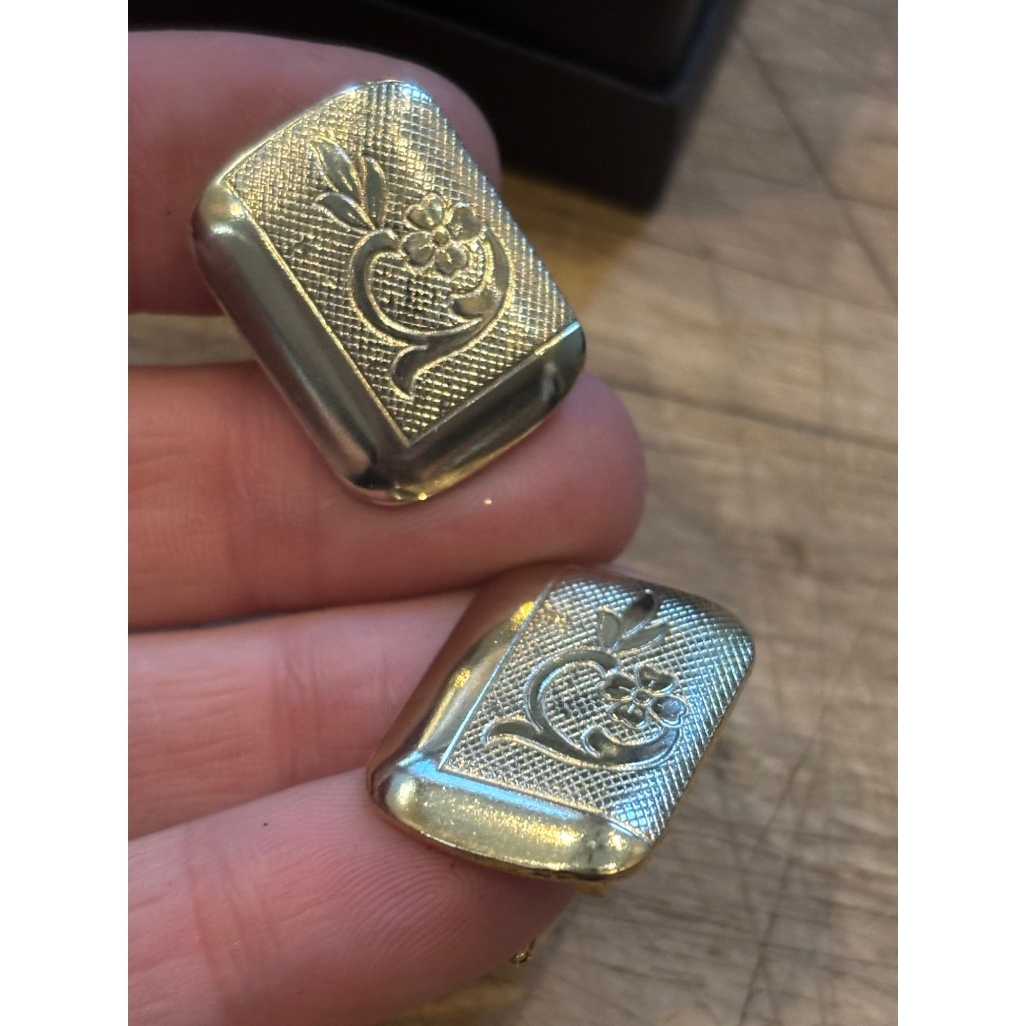 Other Rectangular Silver Floral Engraved Cufflinks In Gift Box Size ONE SIZE - 2 Thumbnail