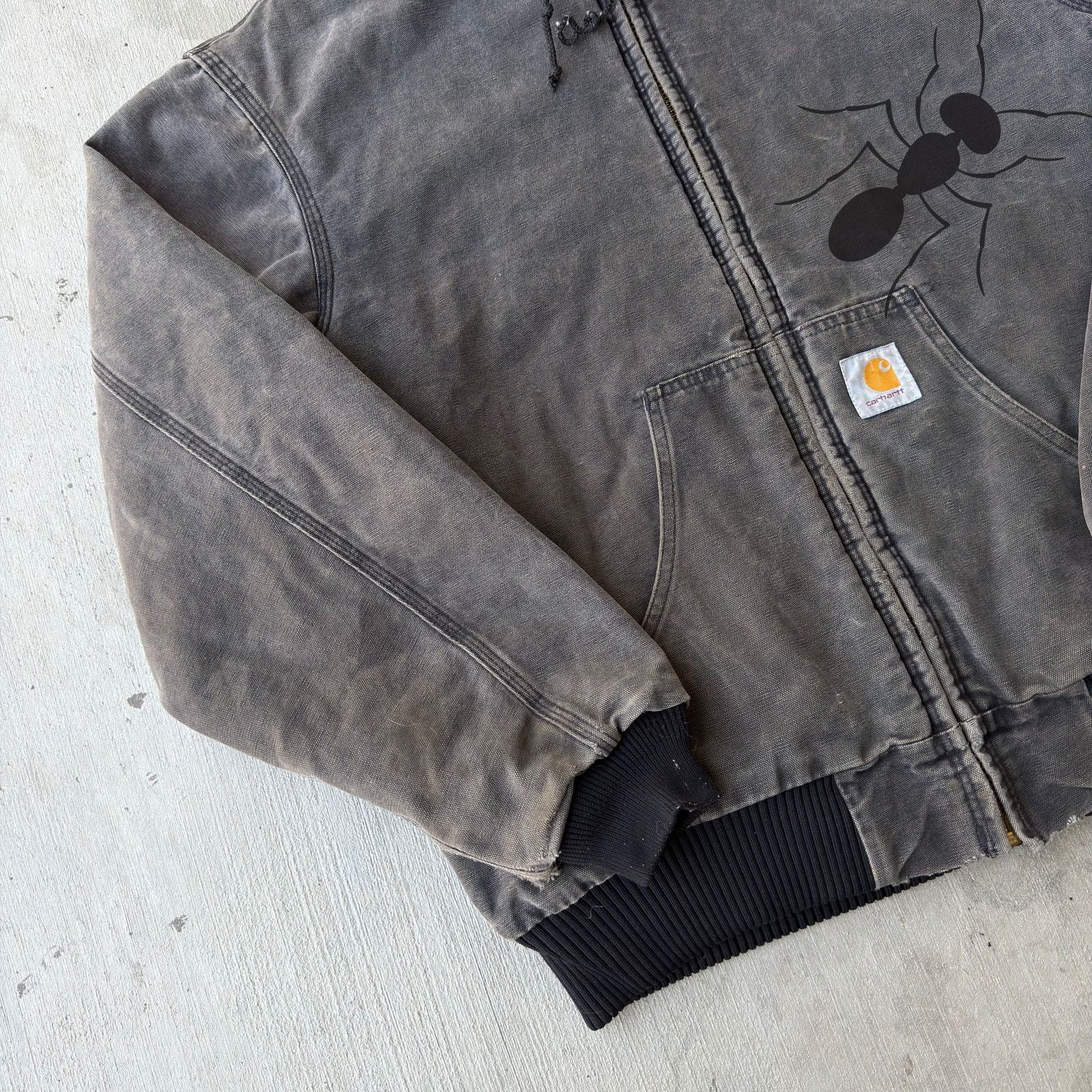 Carhartt × Vintage Vintage Y2K Carhartt faded black hooded work wear jacket Size US XL / EU 56 / 4 - 2 Thumbnail