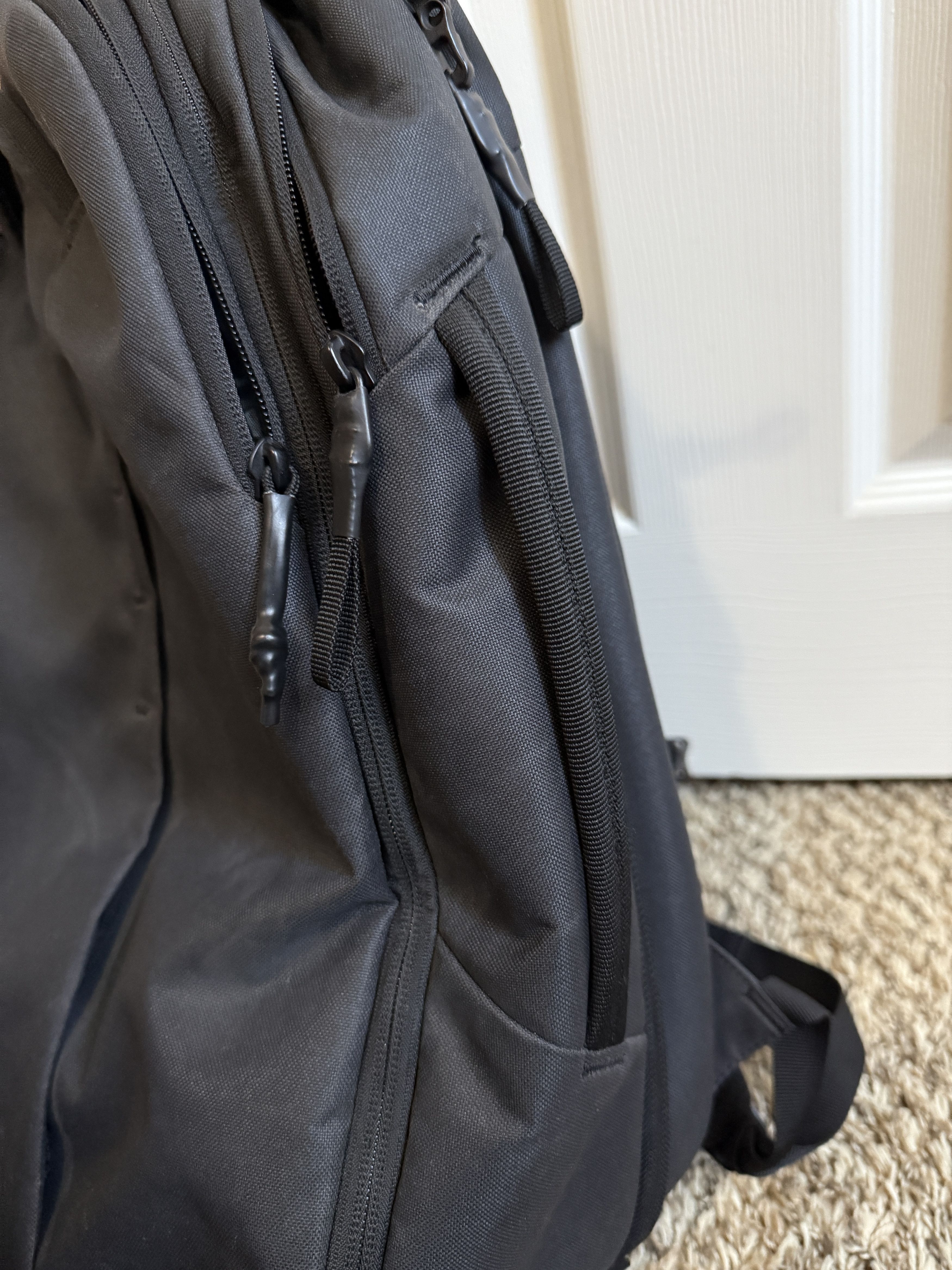 Outdoor Research Thule Aion Backpack - 28L Expandable up to 32L Size ONE SIZE - 9 Thumbnail