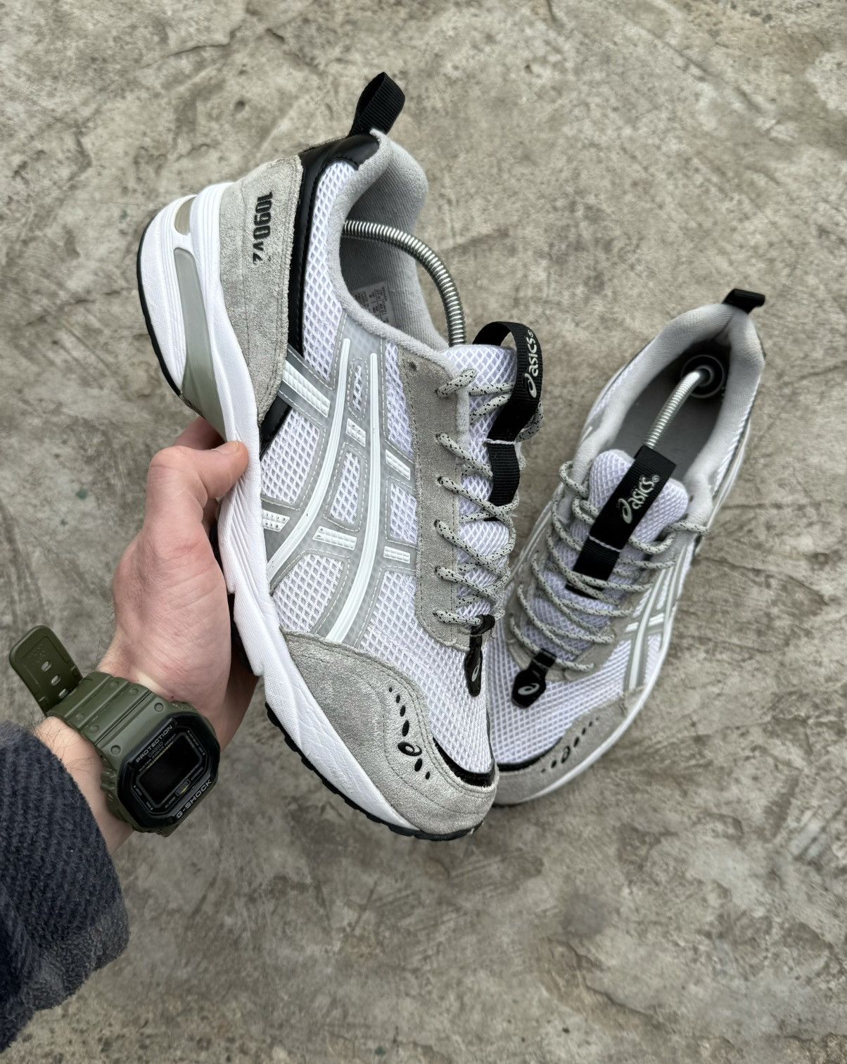 Asics VINTAGE ASICS 1090 GEL HYPE Y2K GORPCORE DRILL SK8 SNEAKERS Size US 9 / EU 42 - 1 Thumbnail