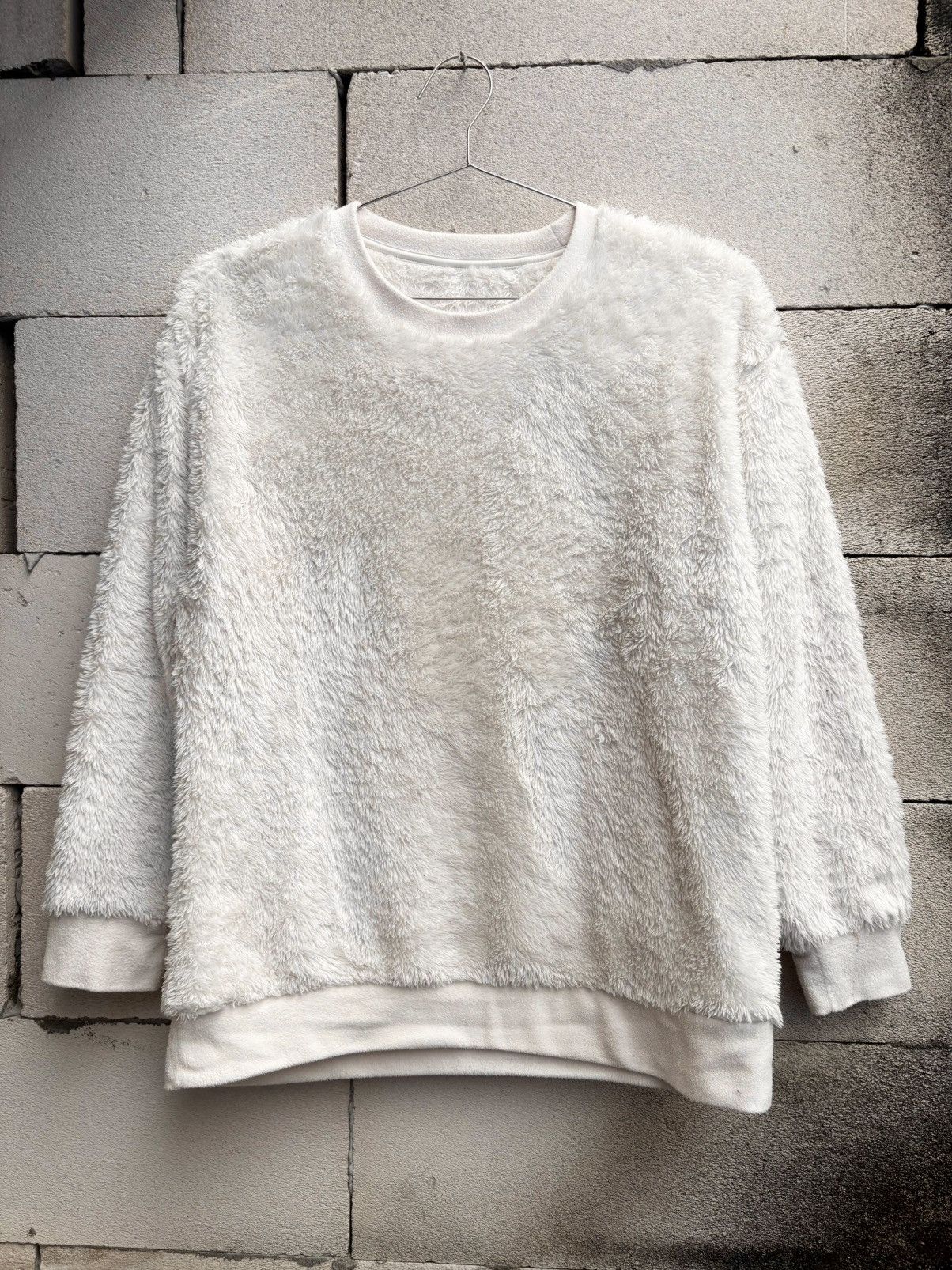 If Six Was Nine Fur White Swetashirt Size US M / EU 48-50 / 2 - 1 Thumbnail