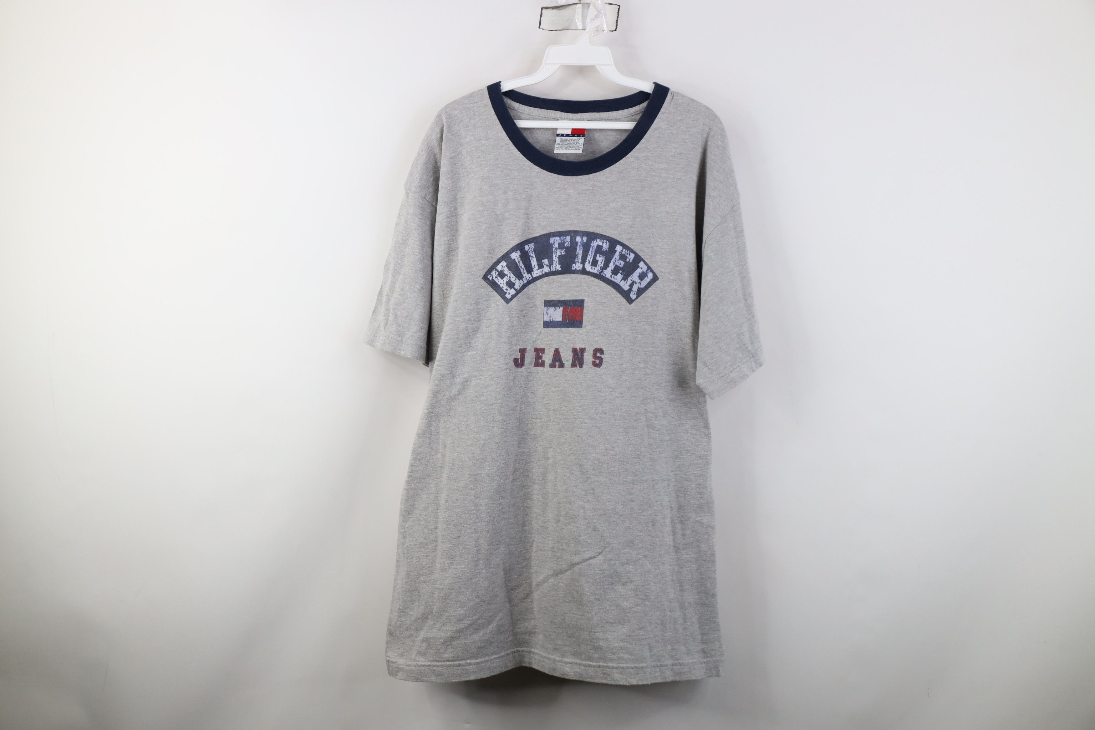 Tommy Hilfiger Vintage 90s Tommy Hilfiger Spell Out Baggy Fit T-Shirt Gray Size US L / EU 52-54 / 3 - 1 Thumbnail