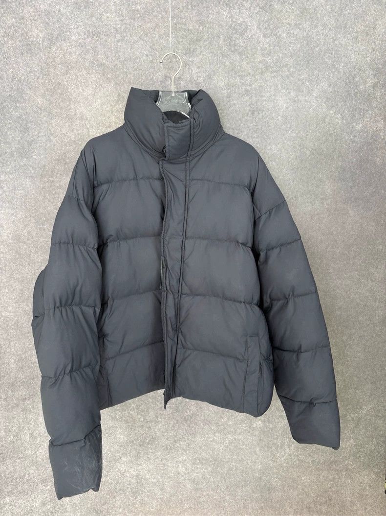 Balenciaga Balenciaga Double b embroidered logo coat on the back Size US M / EU 48-50 / 2 - 1 Thumbnail